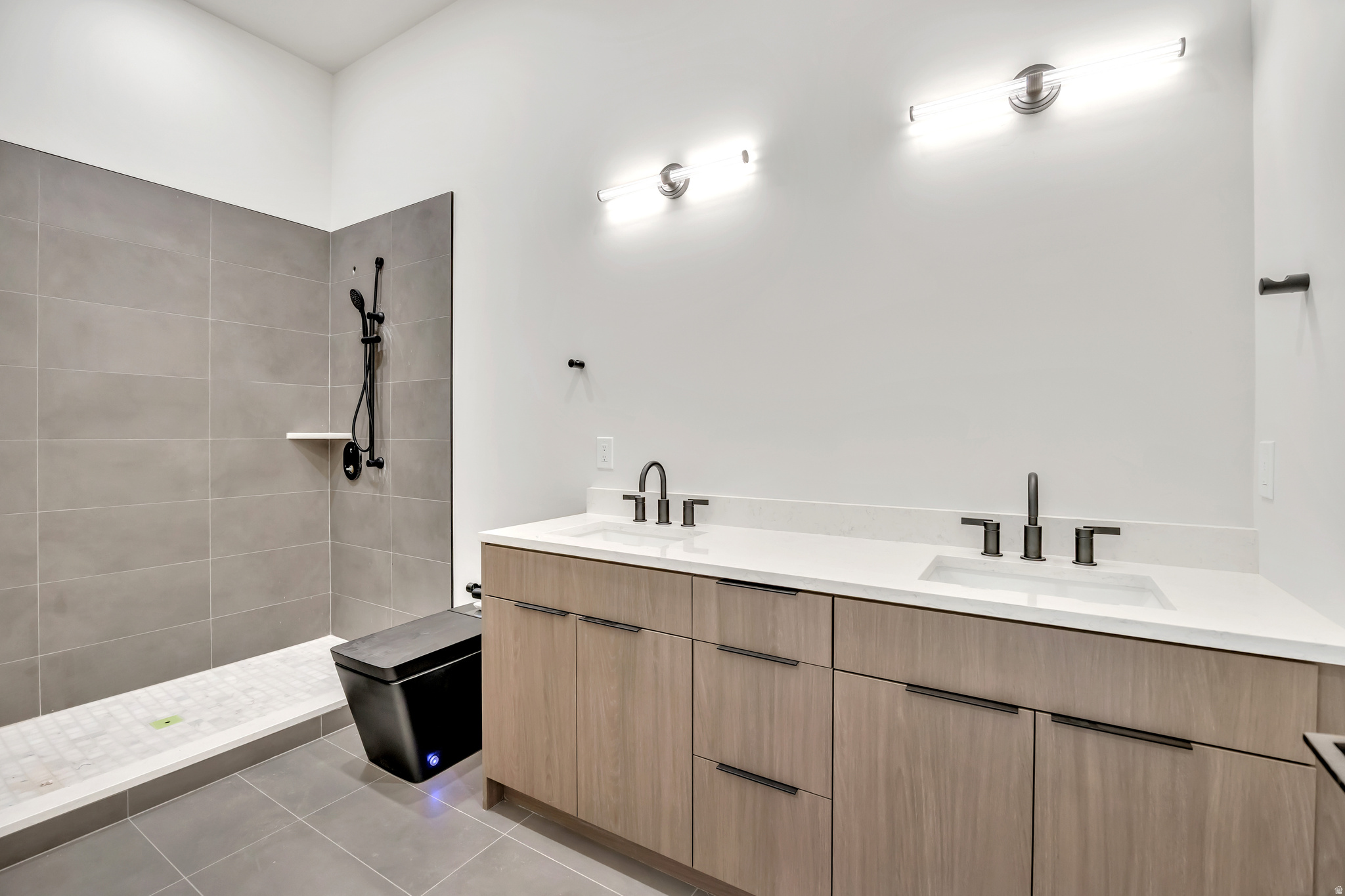 TELEGRAPH EXCHANGE - Residential