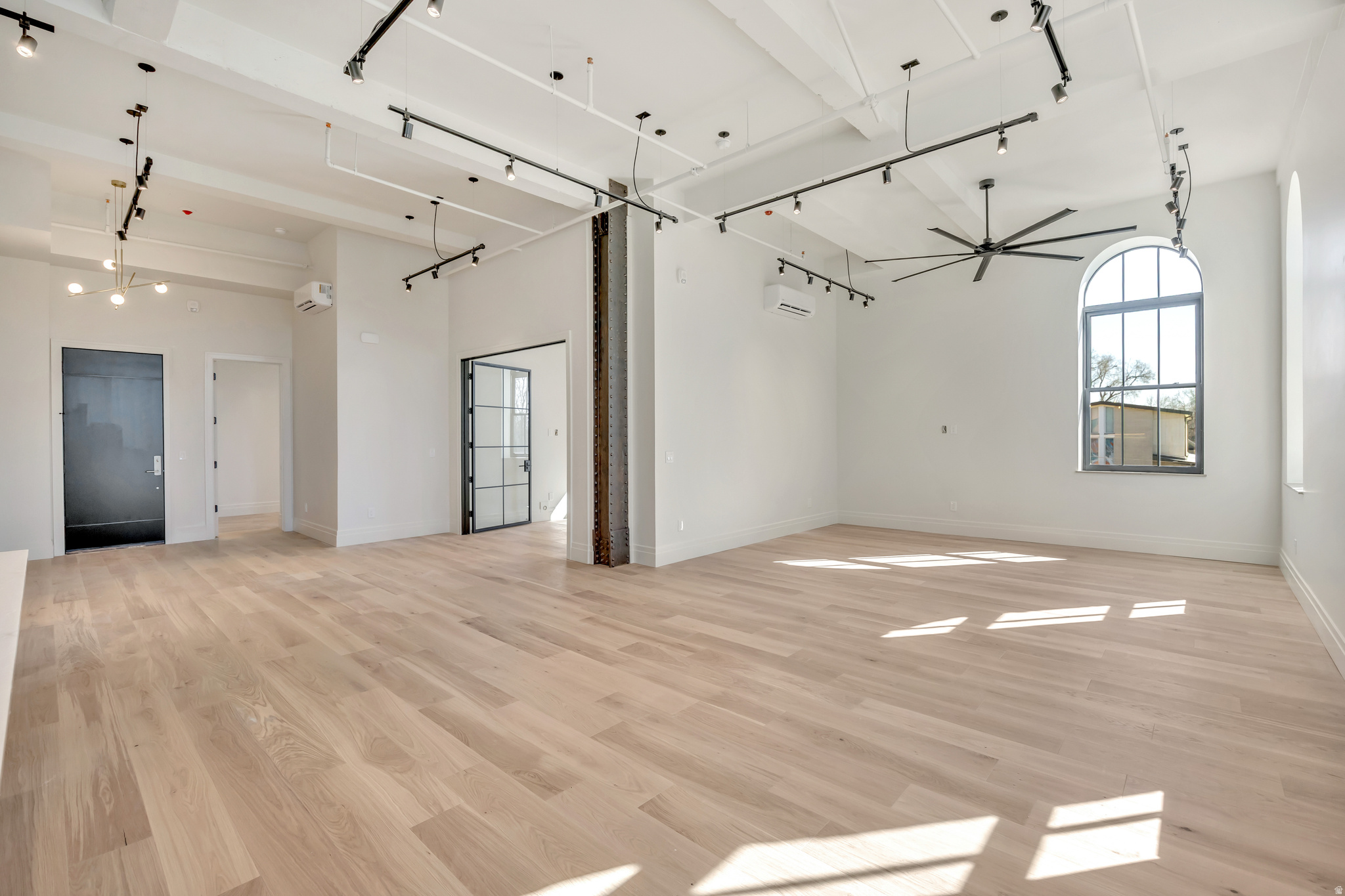 TELEGRAPH EXCHANGE - Residential
