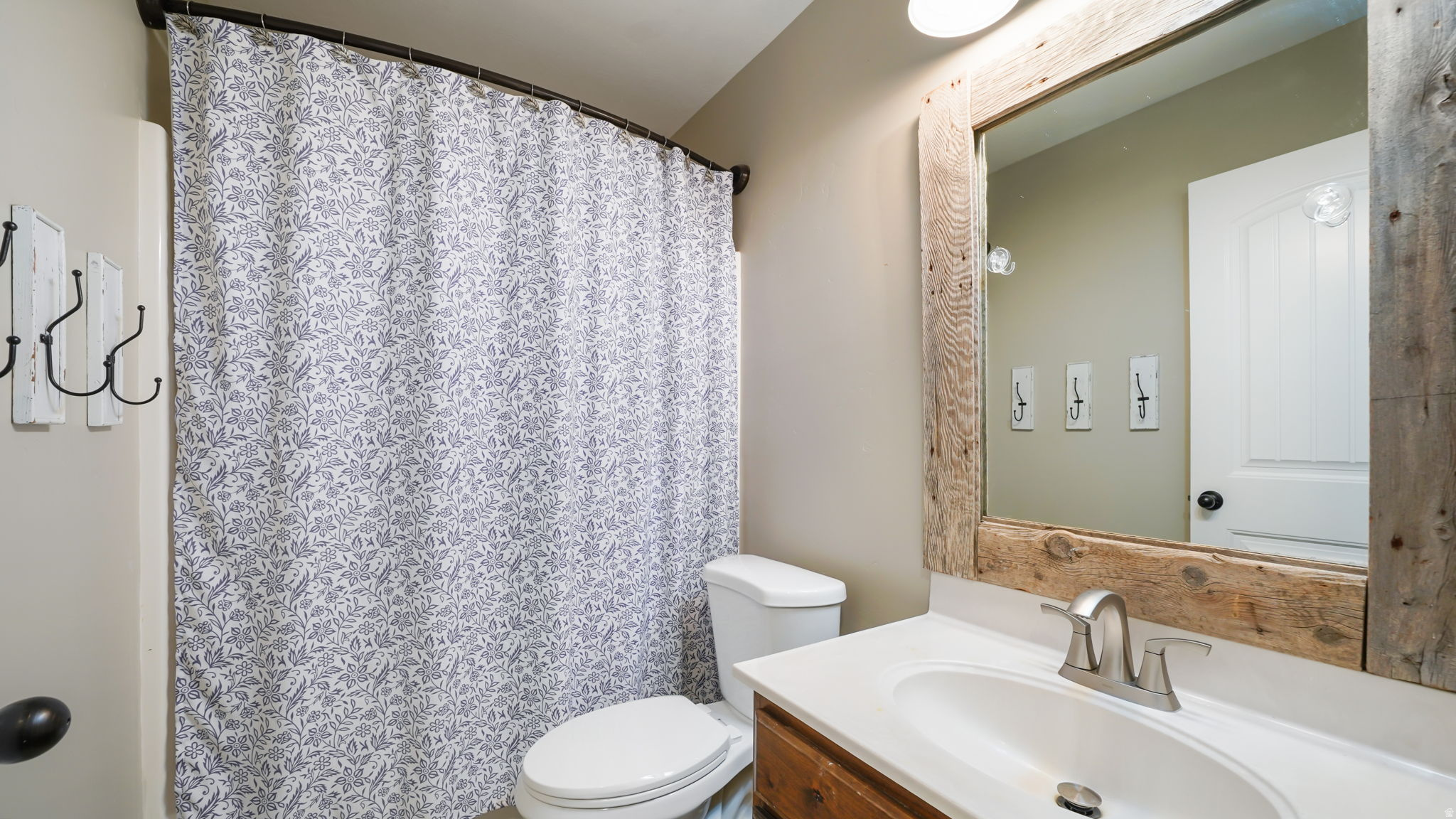 WINEGAR ESTATES - Residential