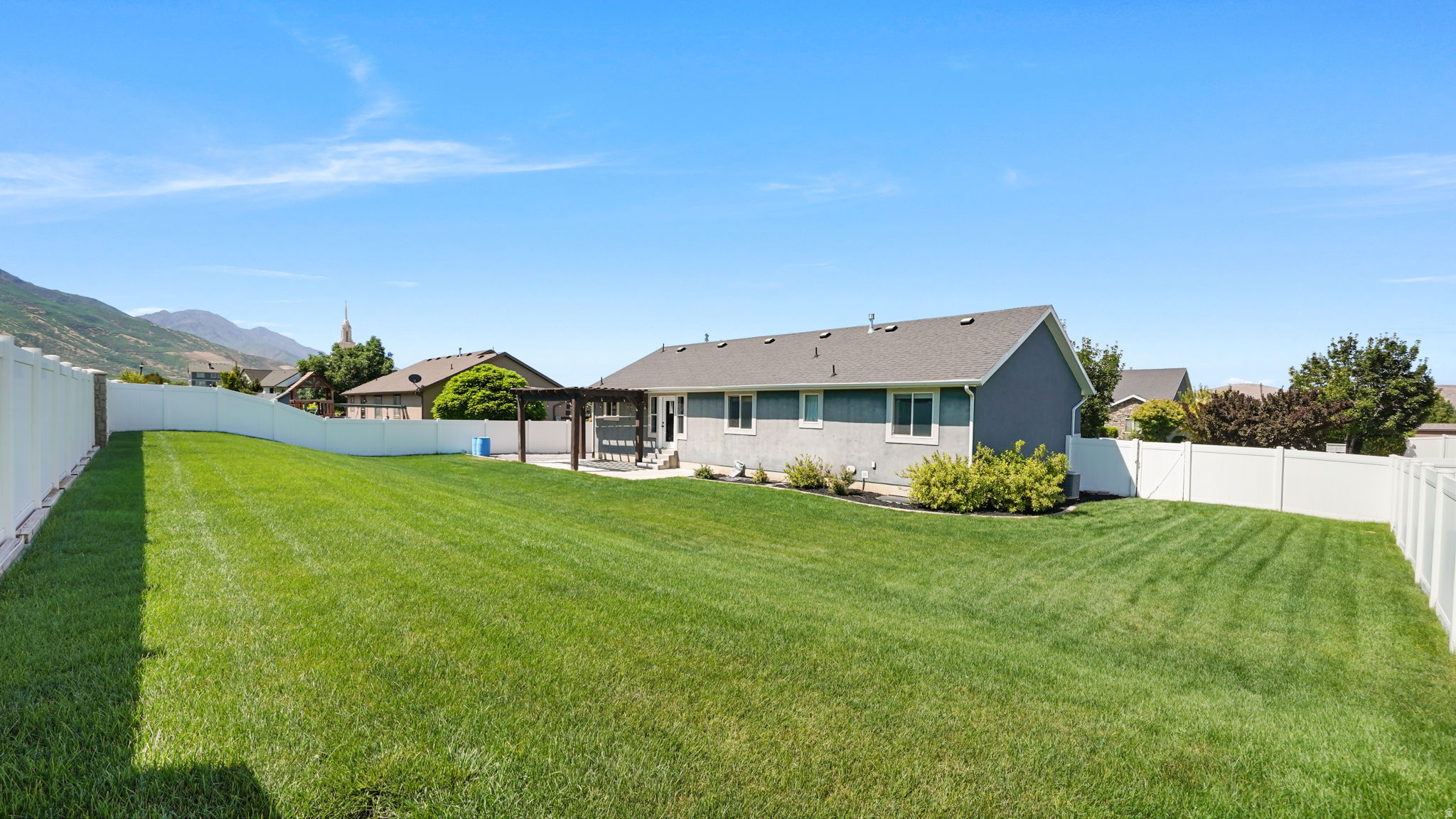 WINEGAR ESTATES - Residential