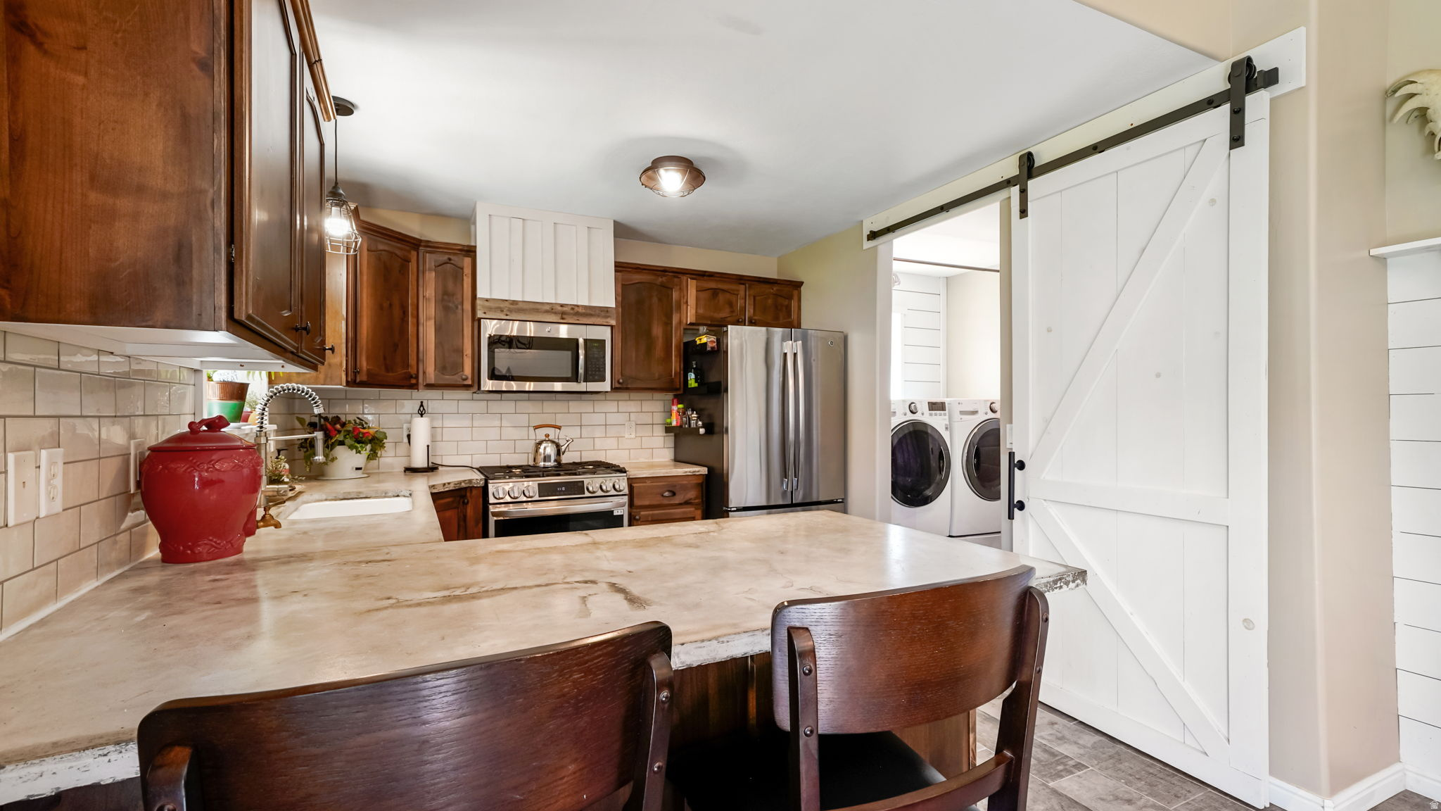 WINEGAR ESTATES - Residential