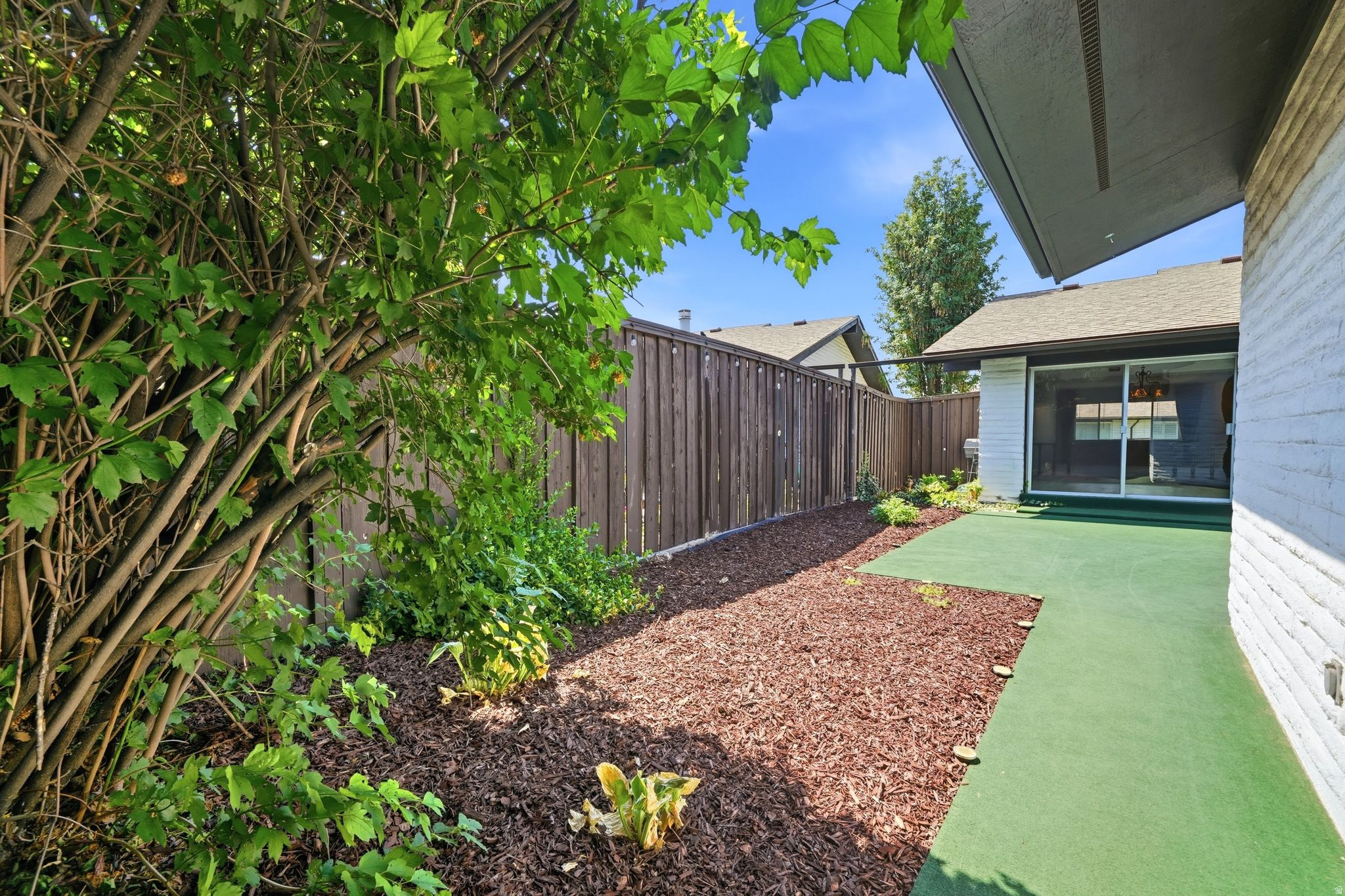 THREE FOUNTAINS - Residential