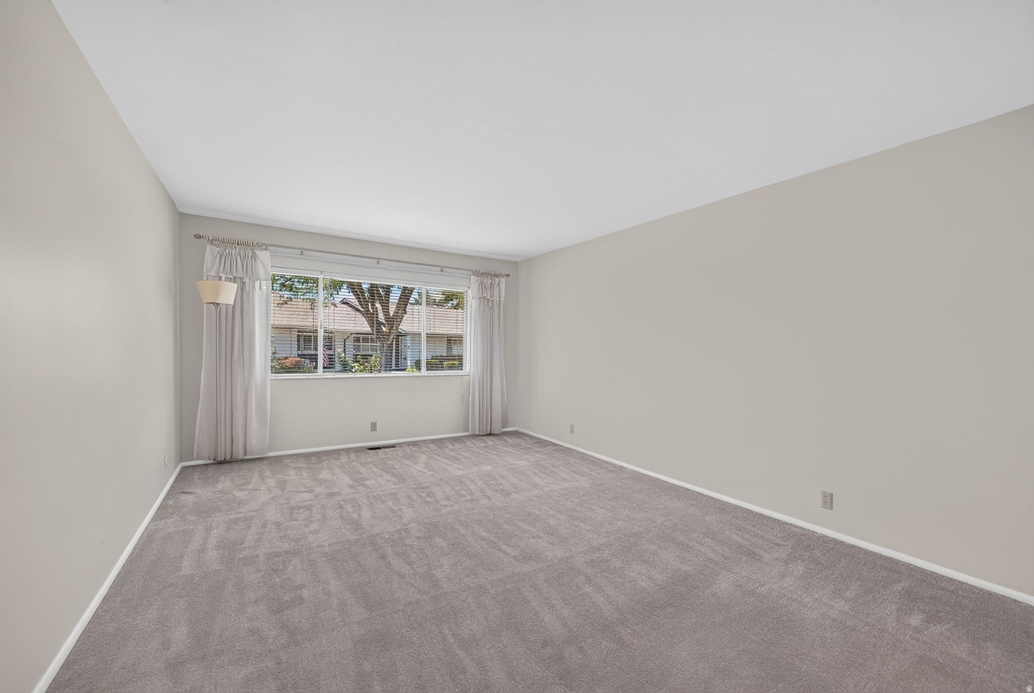 THREE FOUNTAINS - Residential