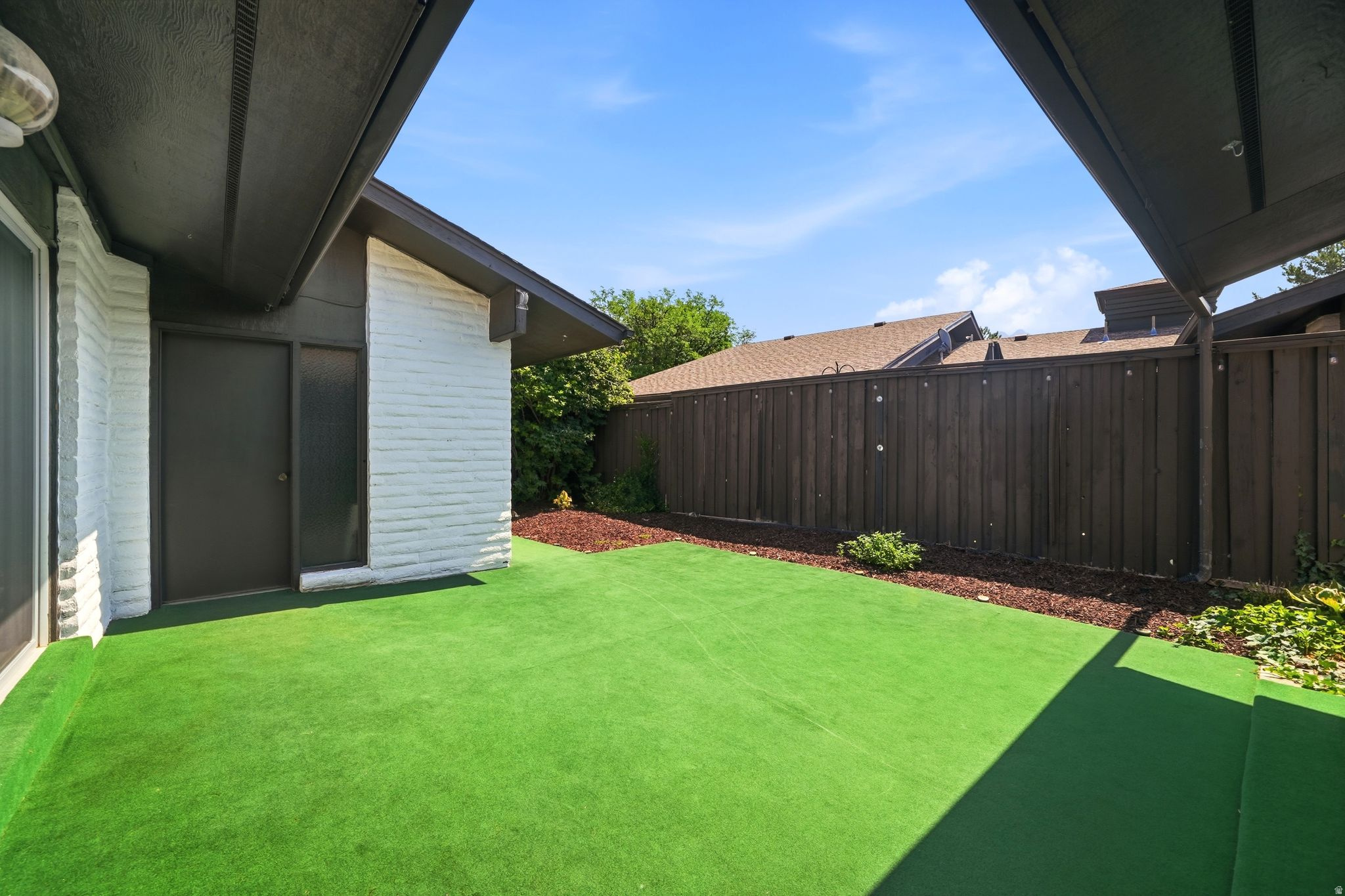 THREE FOUNTAINS - Residential