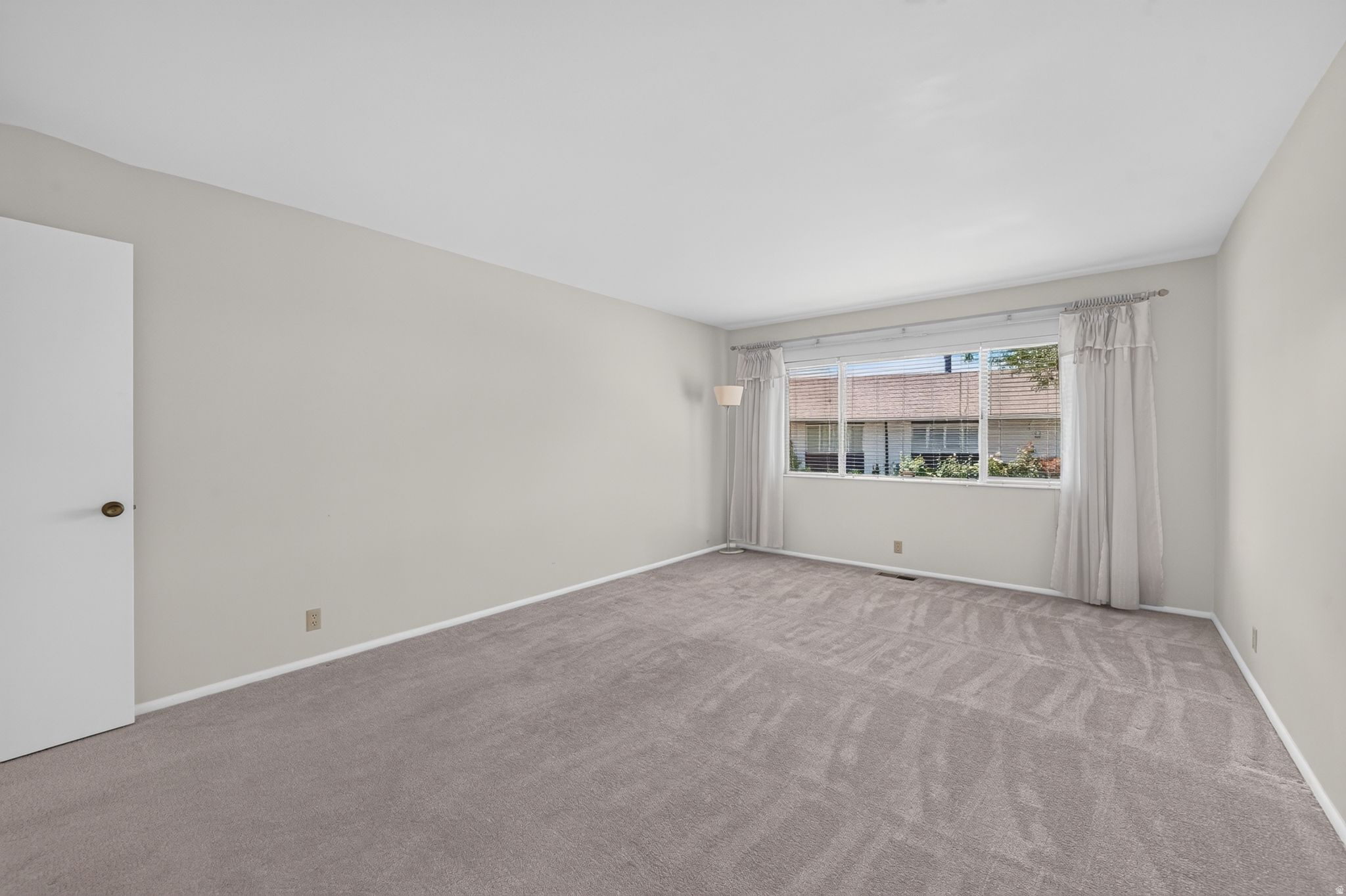 THREE FOUNTAINS - Residential