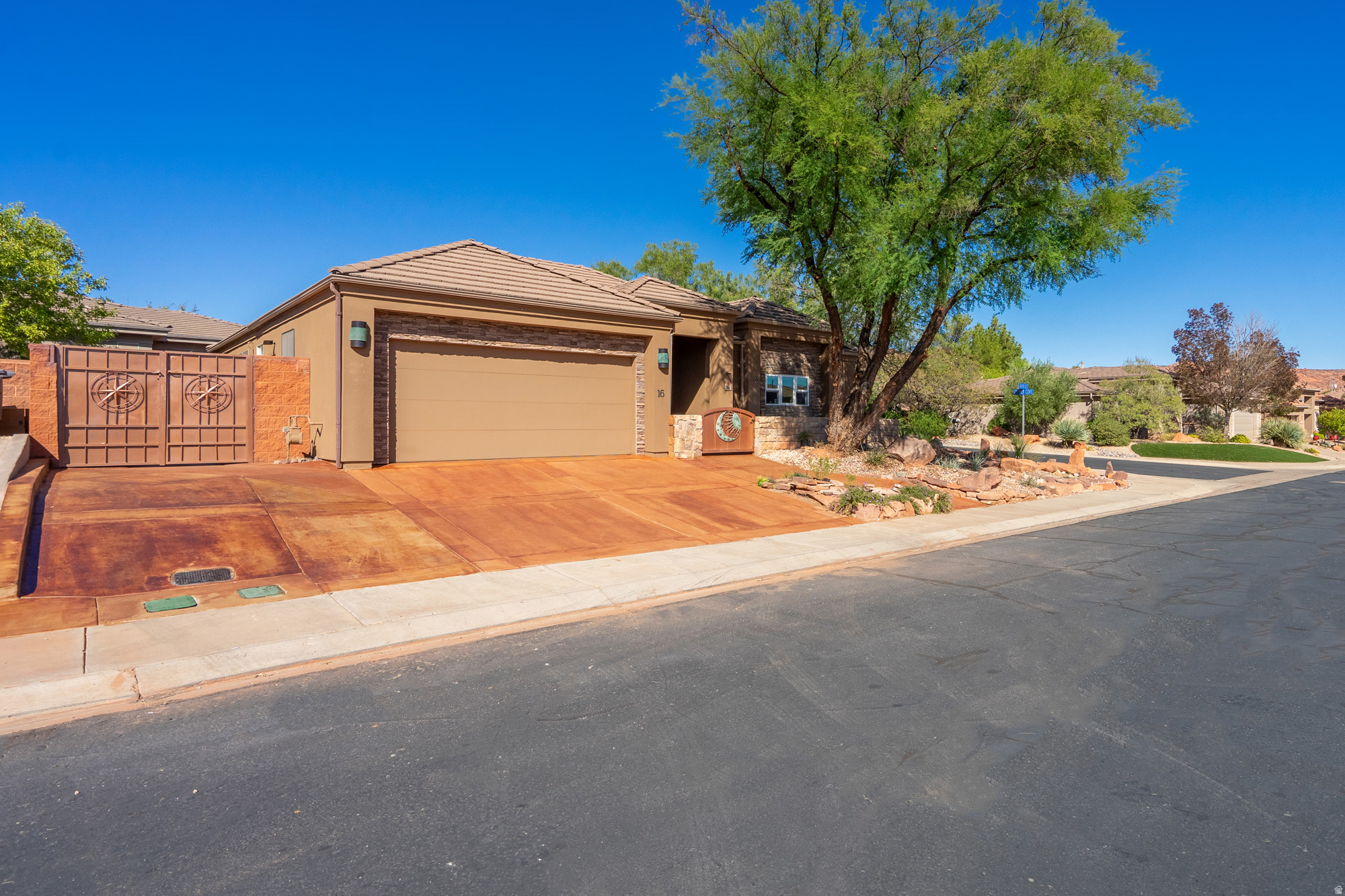 COPPER CANYON - Residential