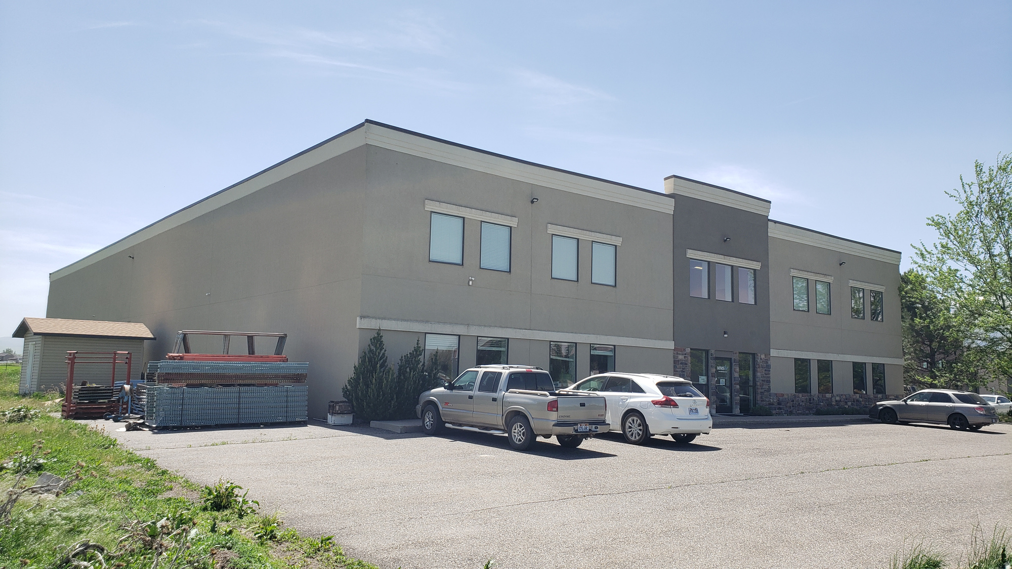SIERRA COMMERCIAL PARK - Commercial Sale