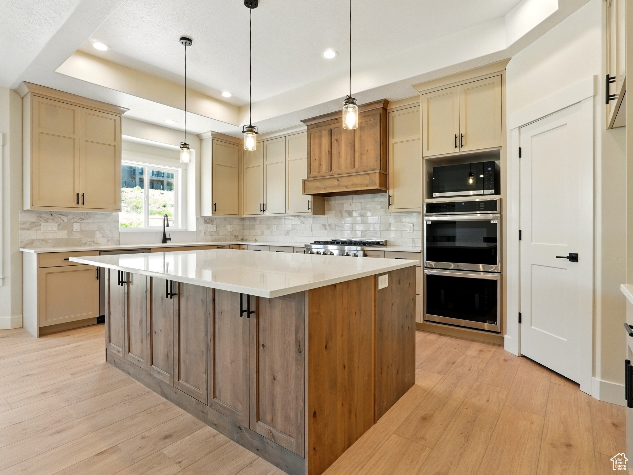 MOUNT PLEASANT - Residential