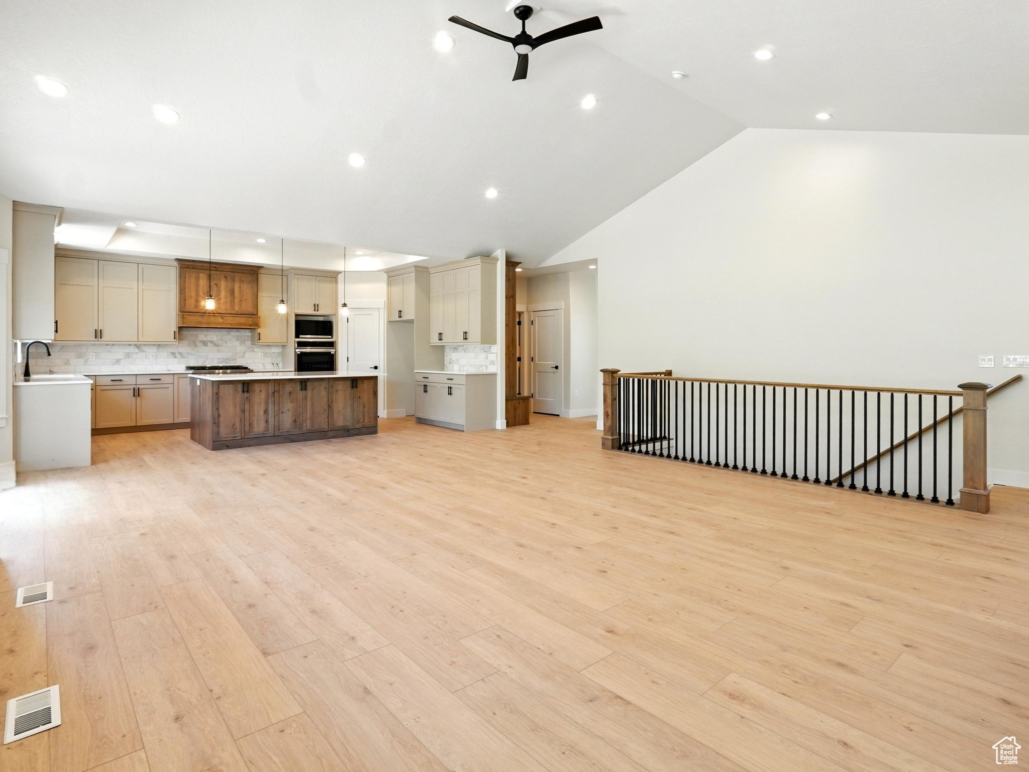 MOUNT PLEASANT - Residential