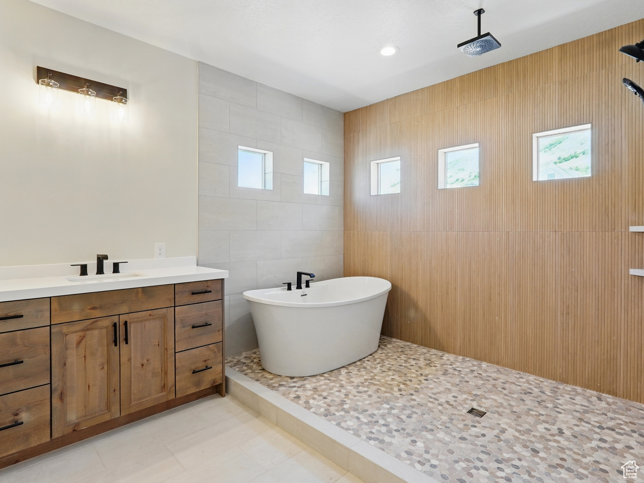 MOUNT PLEASANT - Residential