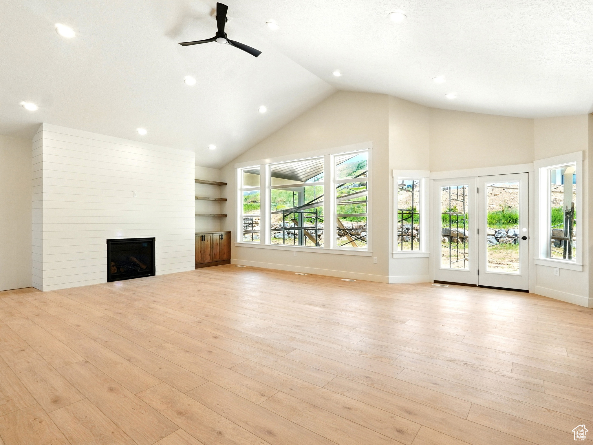 MOUNT PLEASANT - Residential