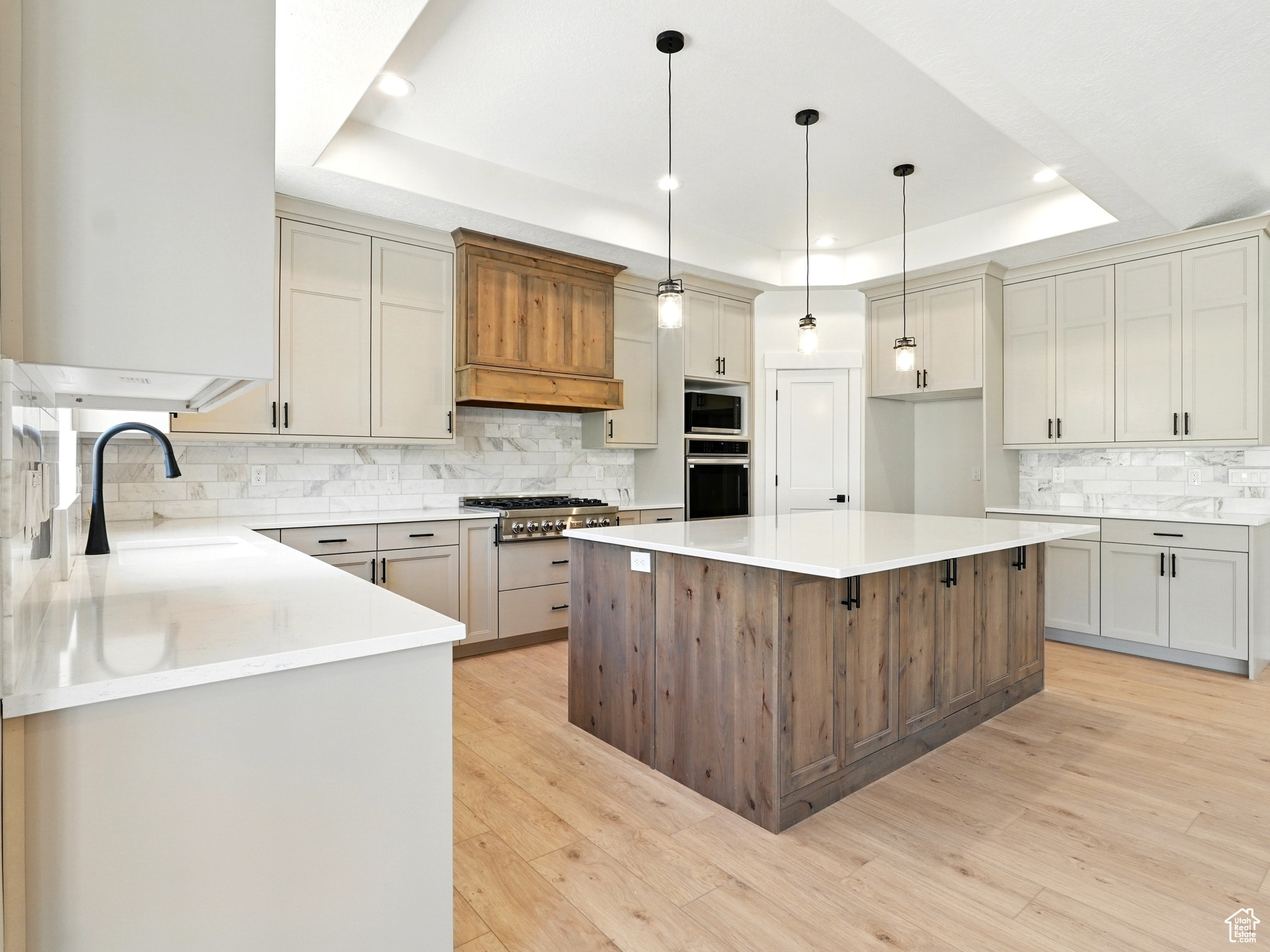 MOUNT PLEASANT - Residential