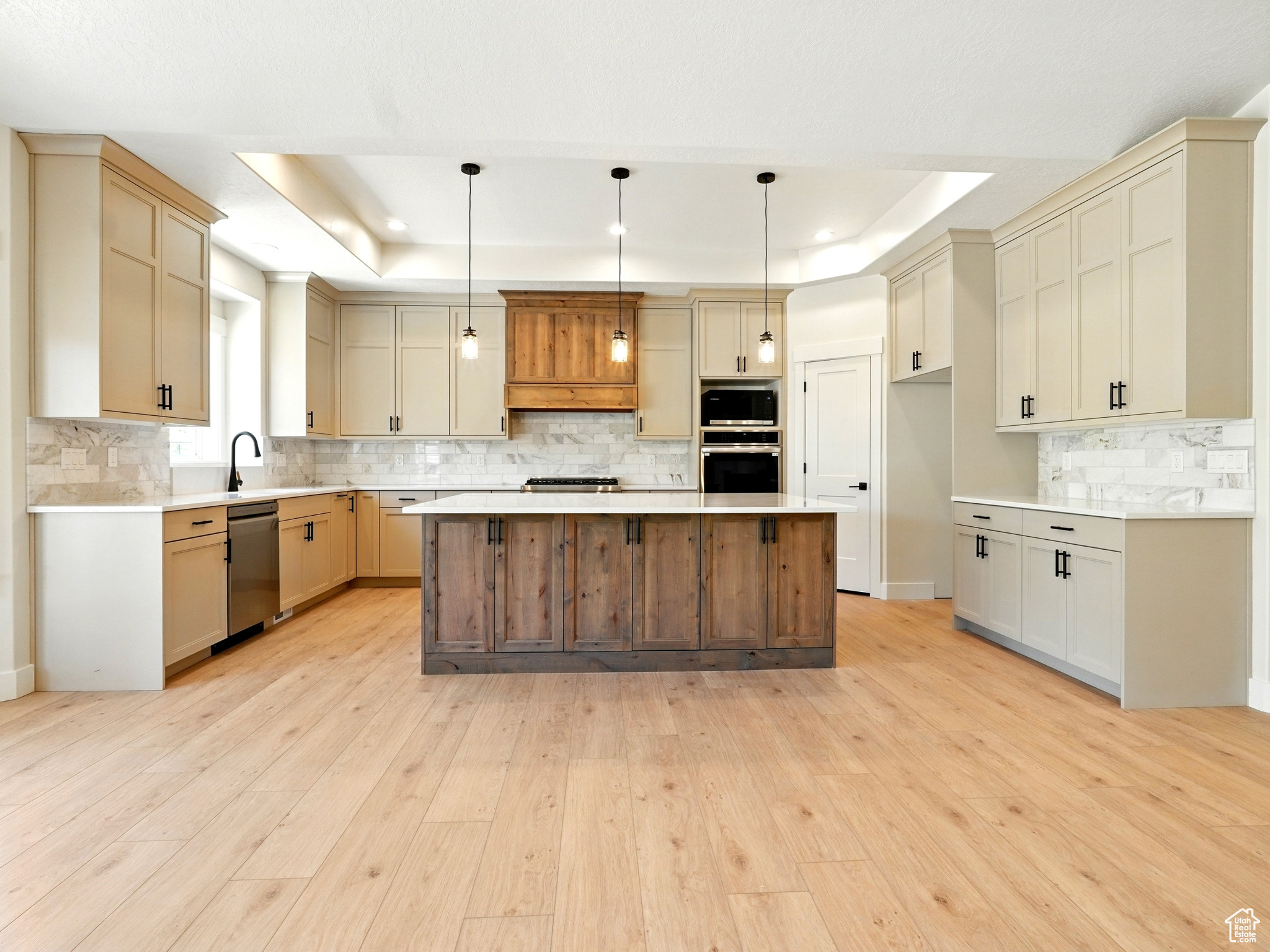 MOUNT PLEASANT - Residential