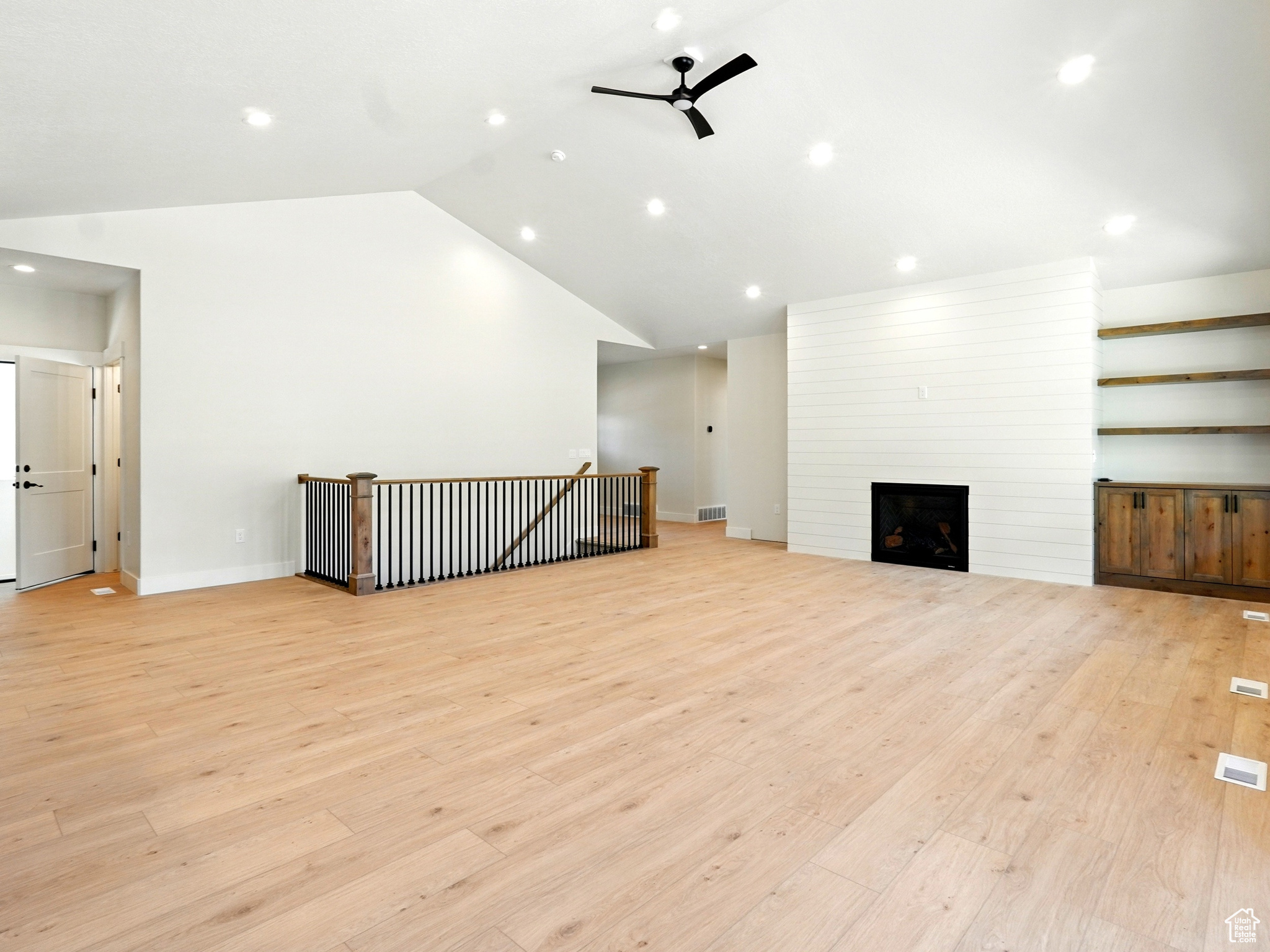 MOUNT PLEASANT - Residential