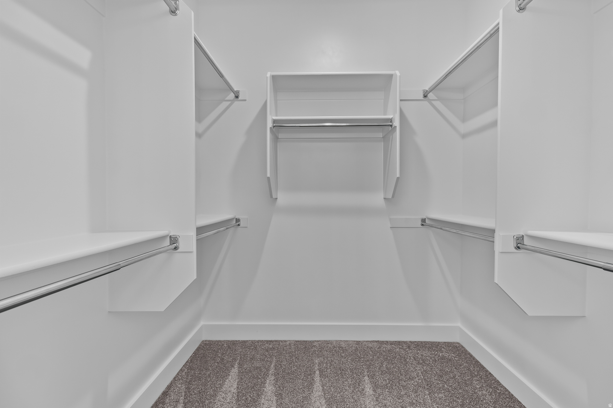 ENVISION ESTATES - Residential
