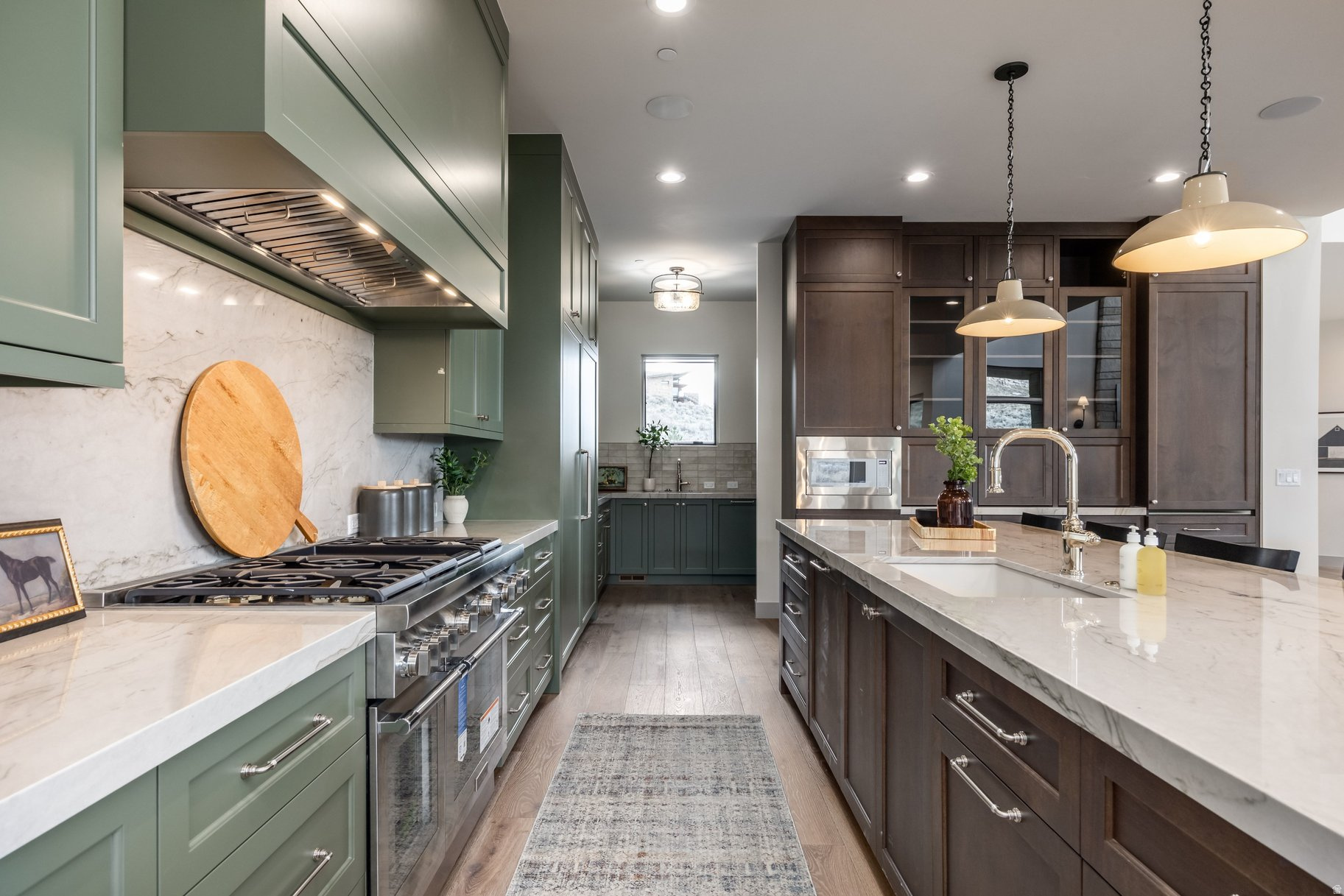 RED LEDGES - Residential