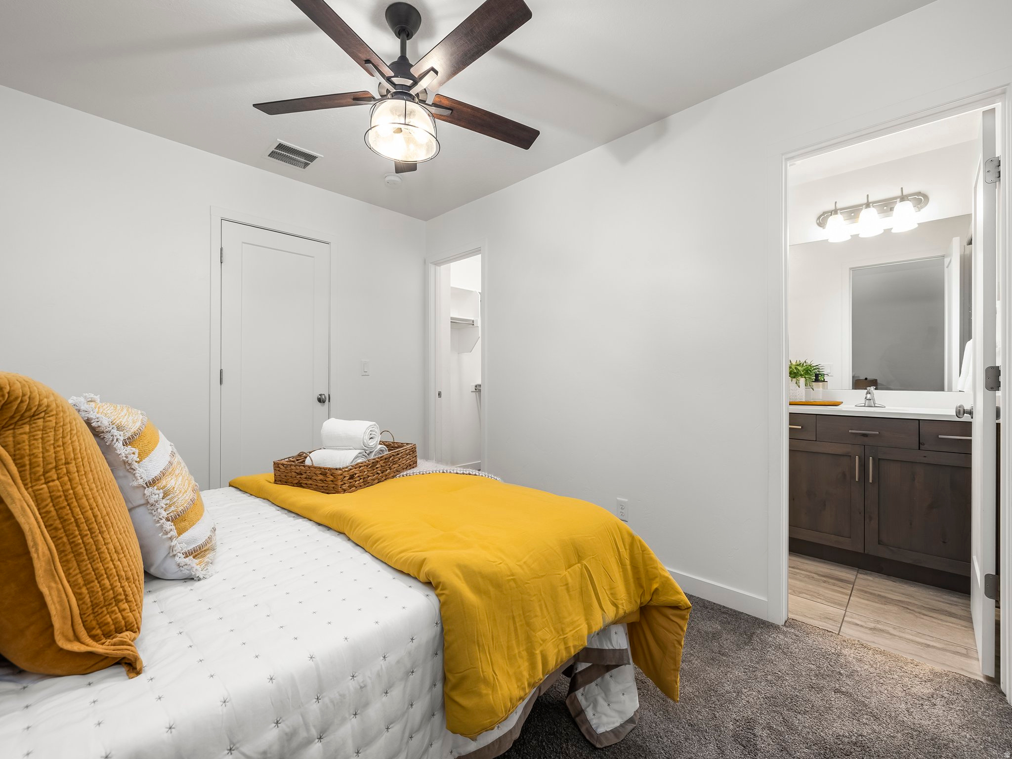 PARK LOFTS AT CITY - Residential