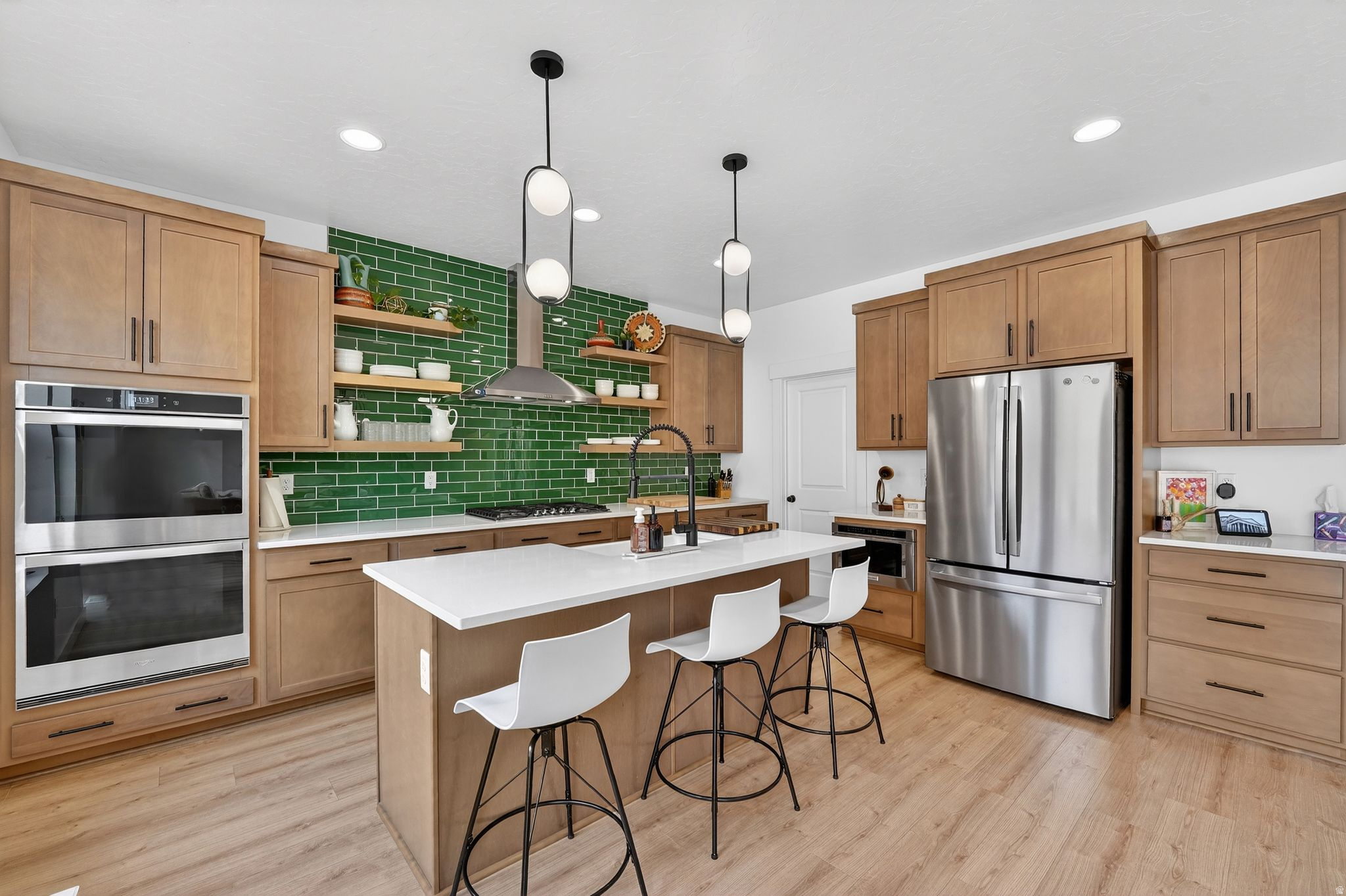 CANYON POINT - Residential