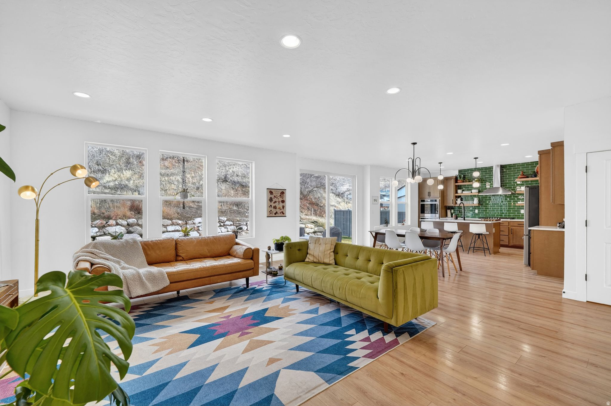CANYON POINT - Residential