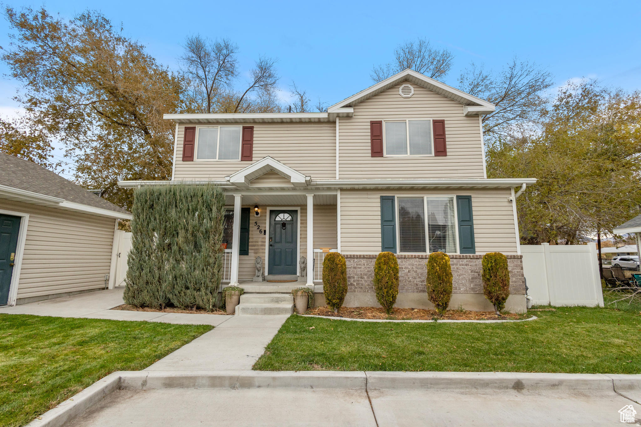 WILLOWS - Residential