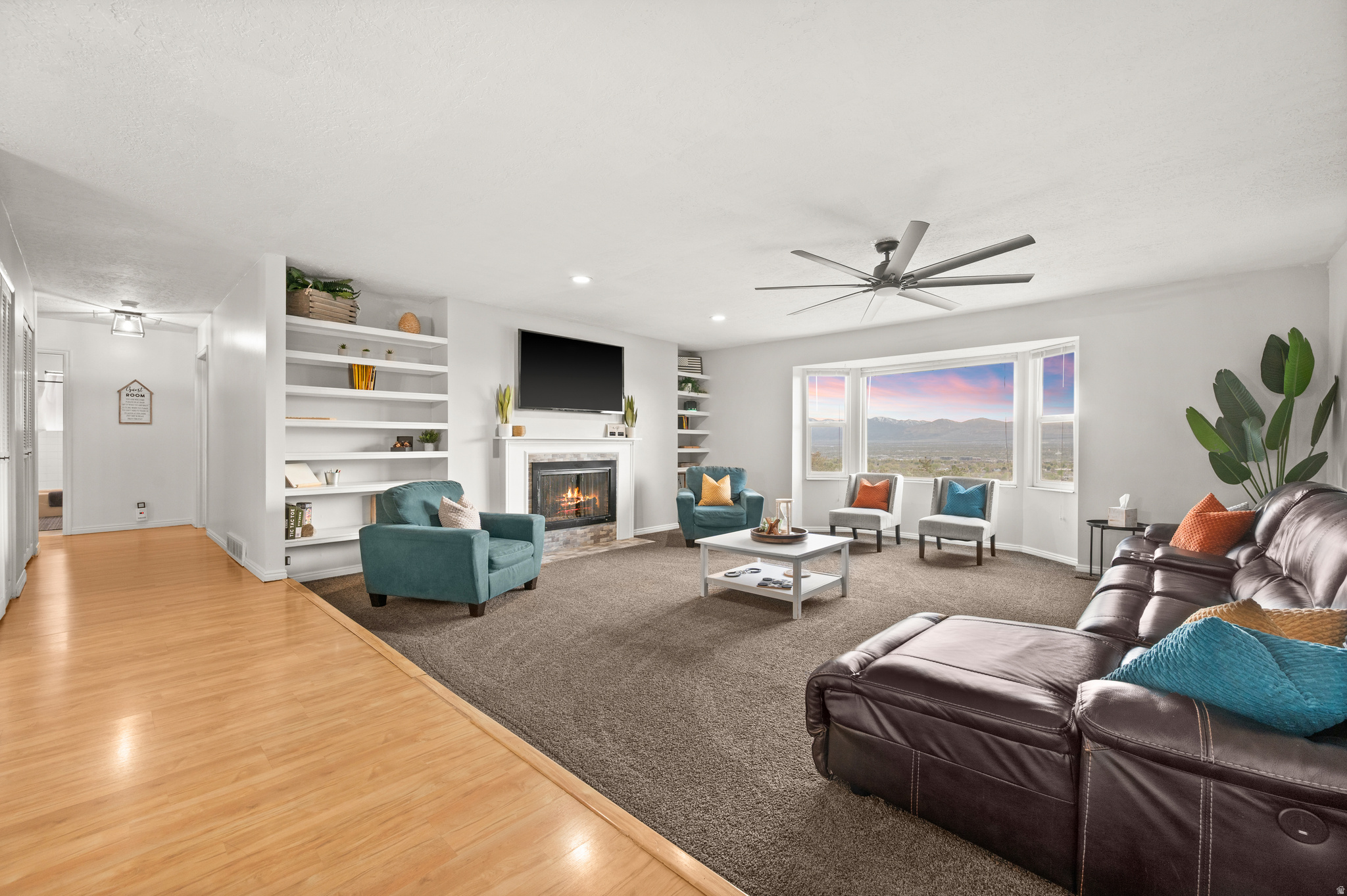 WHITE CITY - Residential