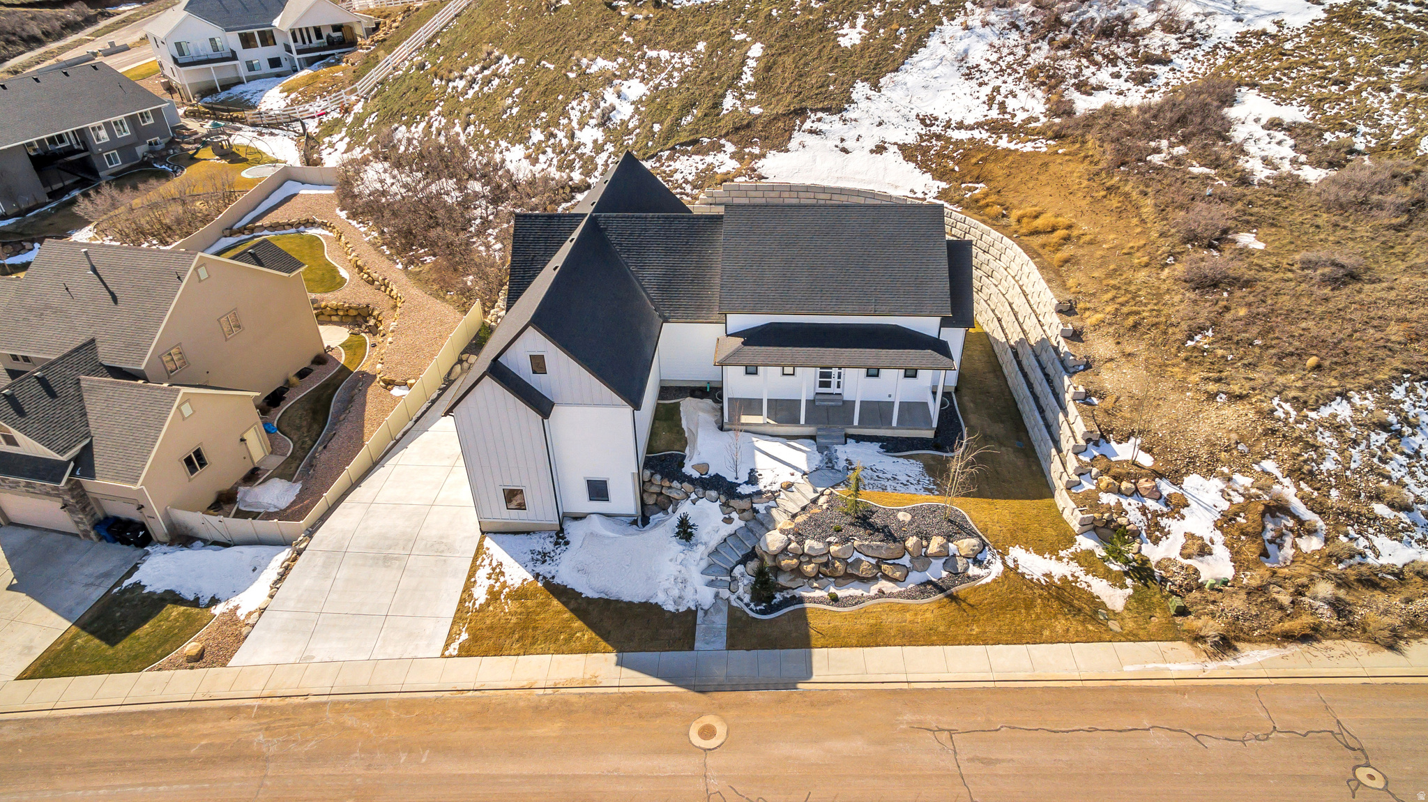 OAKRIDGE COVE - Residential
