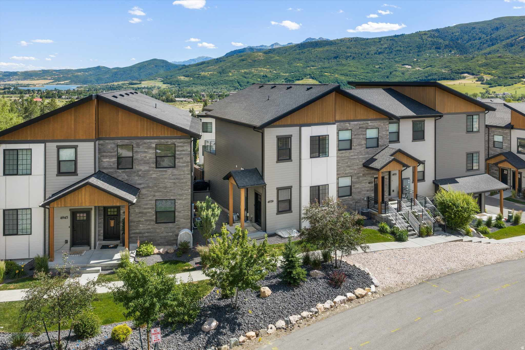 THE PEAKS - Residential