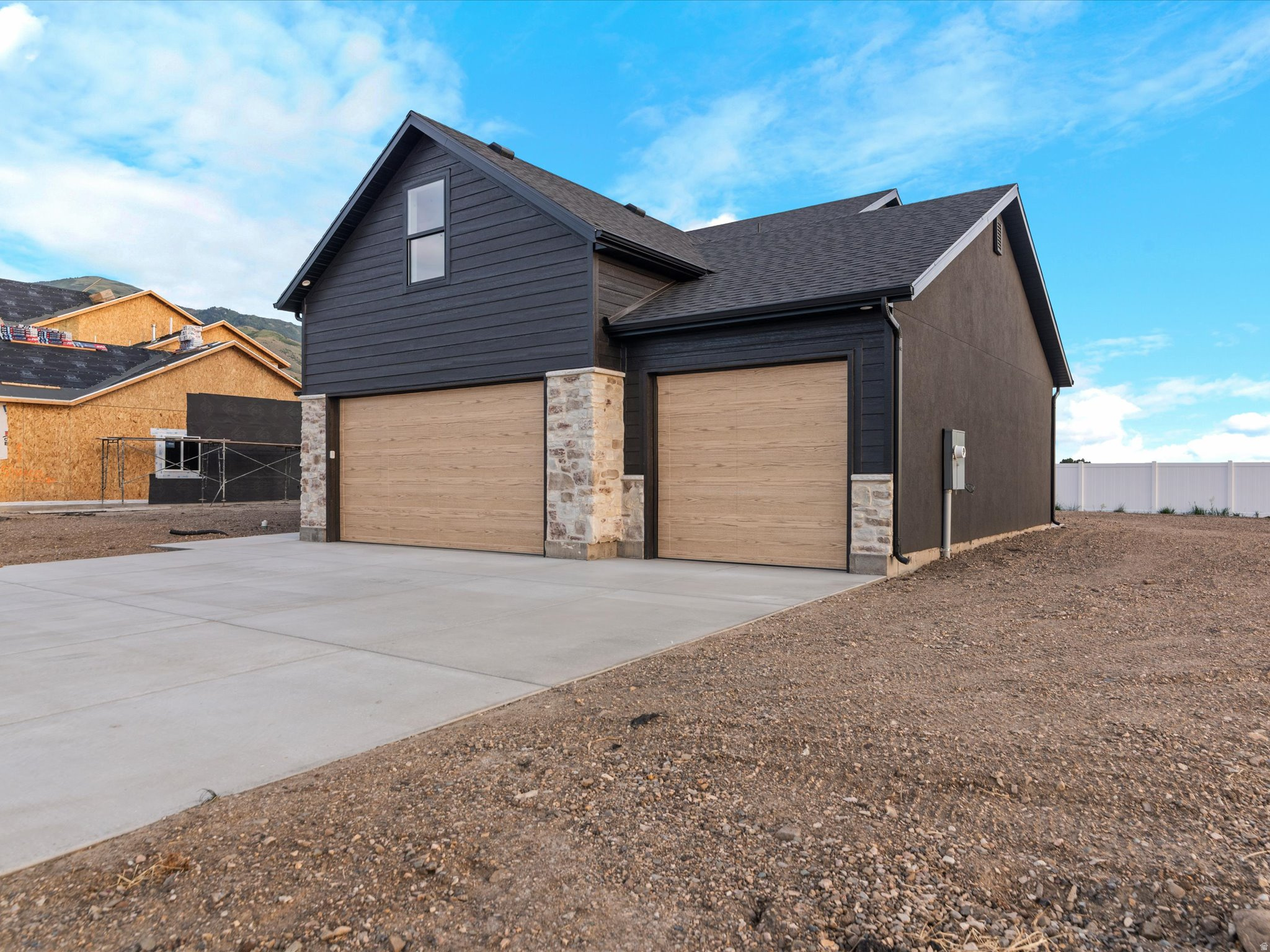 PERRY VIEW TOWNHOMES - Residential