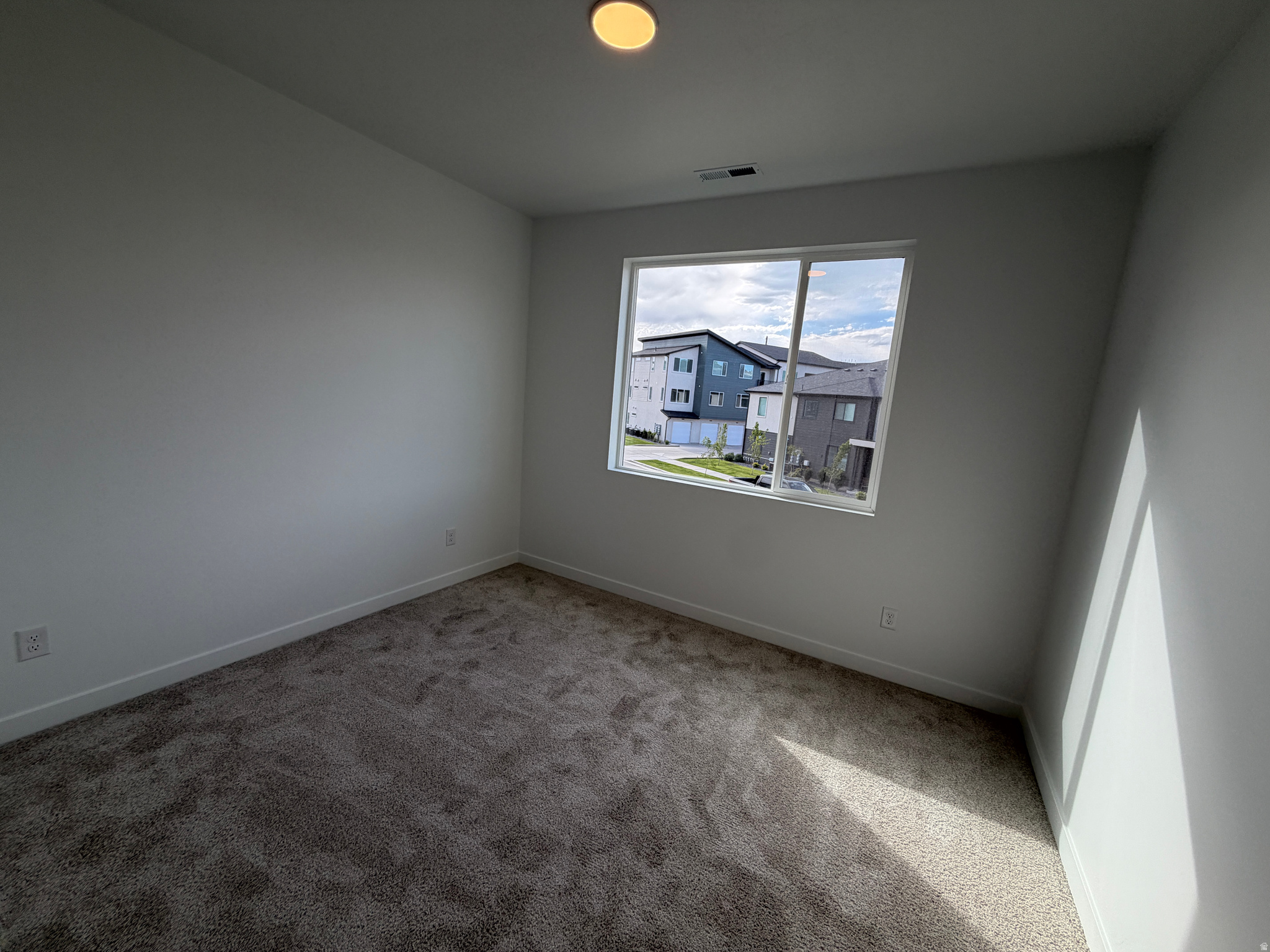 RIVER RUN - Residential