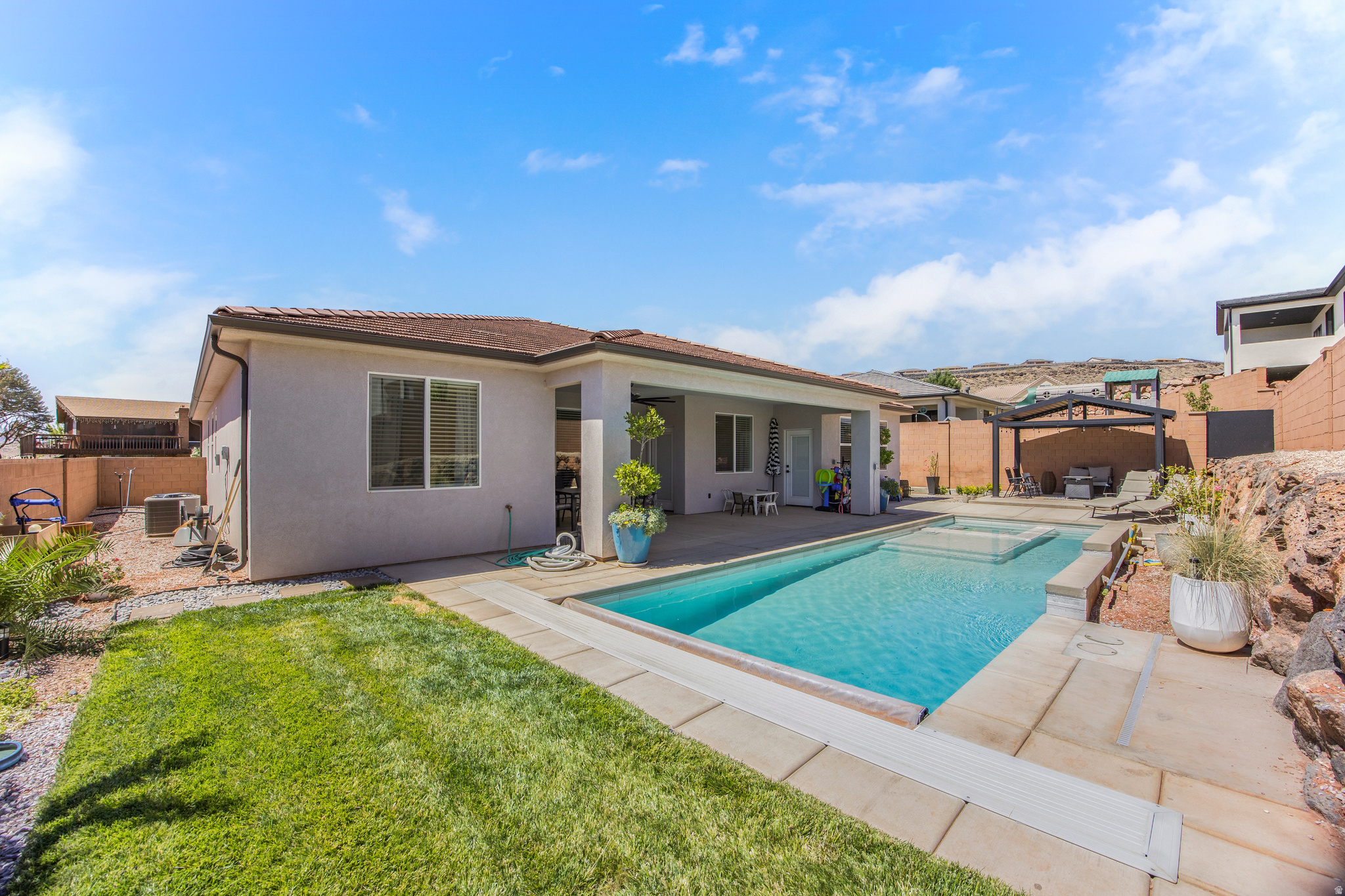ESTATES AT BURKE SPRINGS 2 - Residential