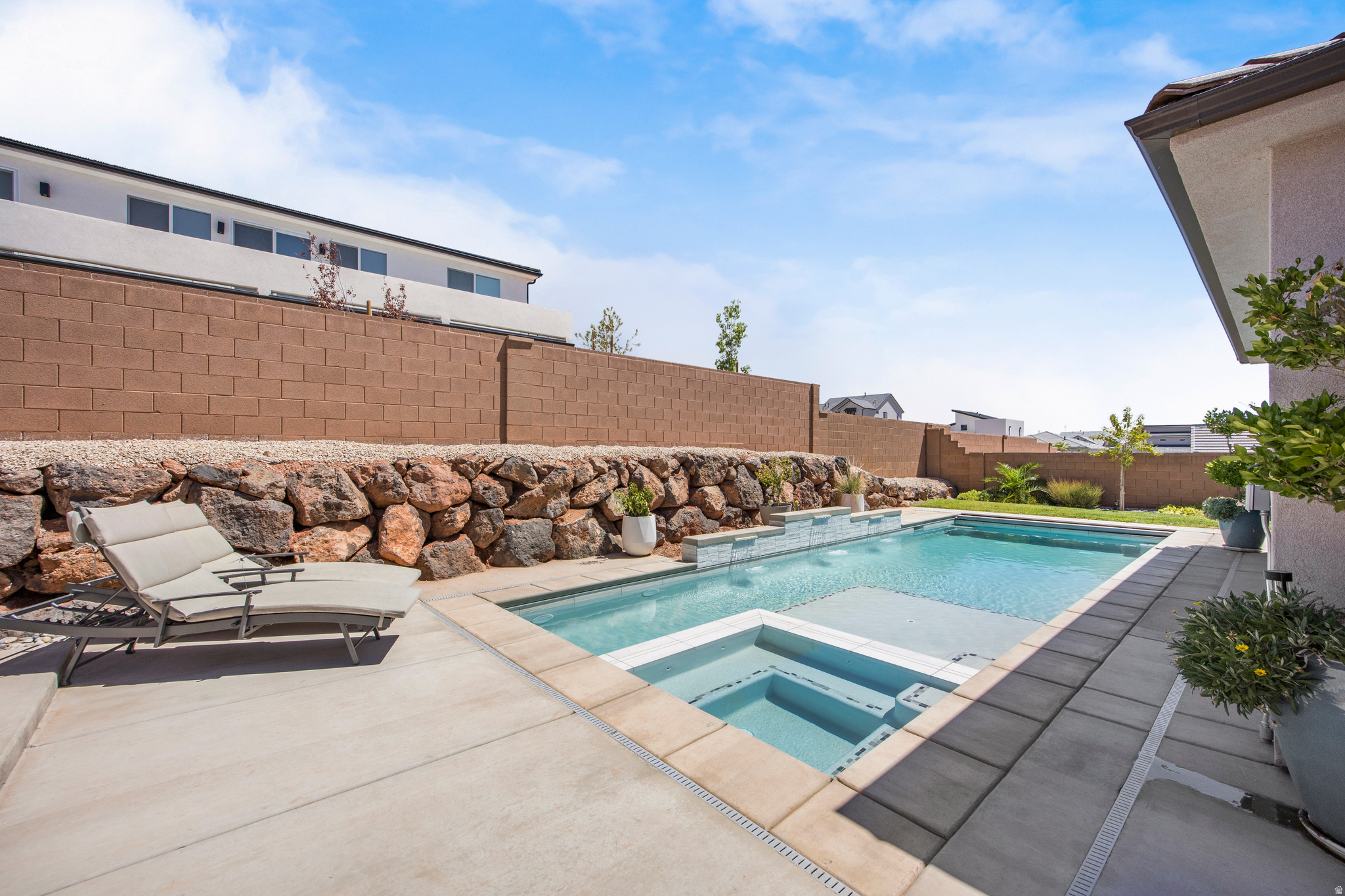 ESTATES AT BURKE SPRINGS 2 - Residential
