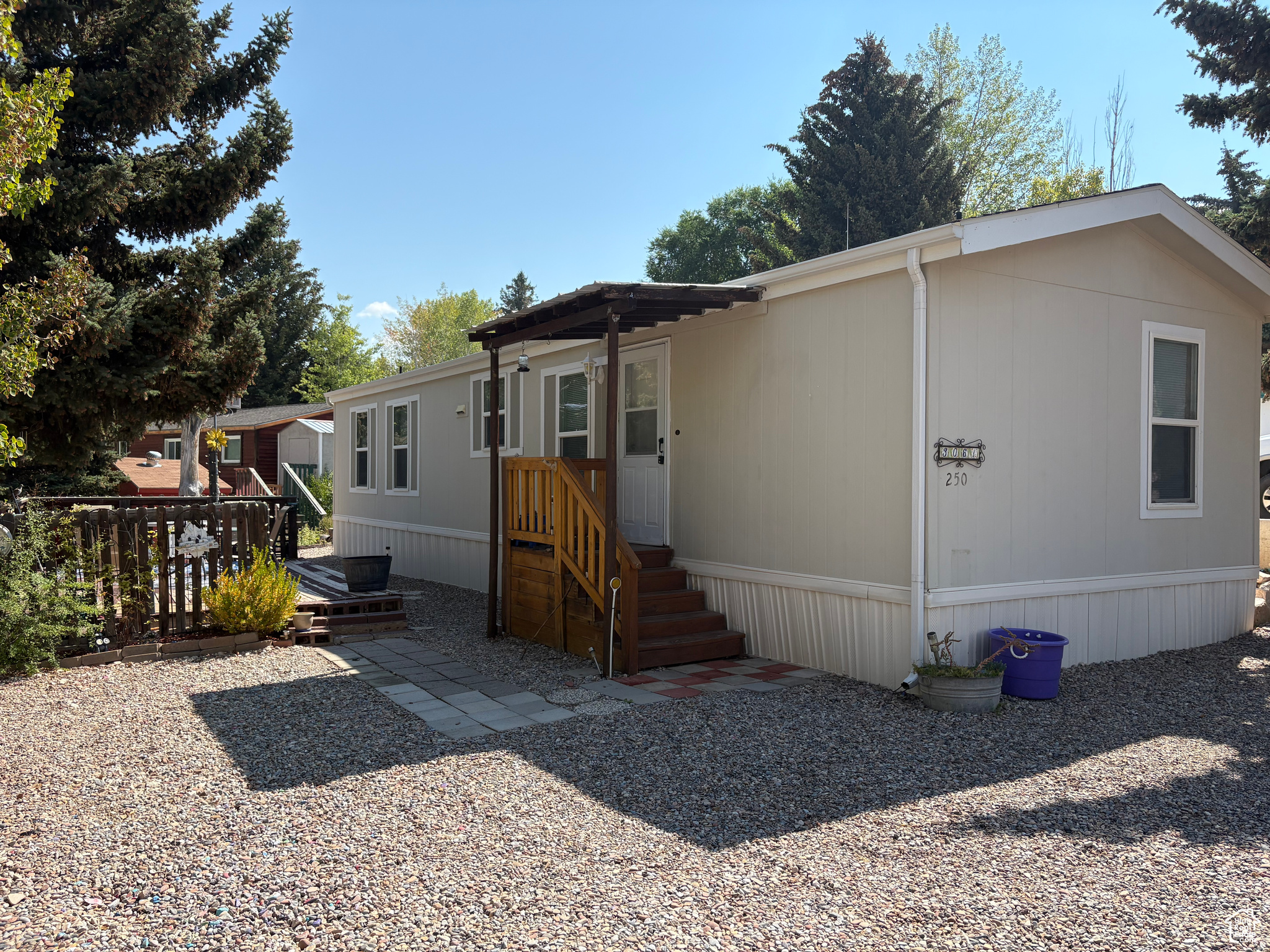 VERY MOTIVATED SELLER Very nice ,movin ready and start making great Bear Lake Memories. Minutes from the Beach and Boat ramps. Nice community to own your little piece of paradise. Great starter place for a young family or a retired couple. 5 minutes from down town Garden City were it all happens.Very clean and NEWER home. Central Air is so nice on hot summer days. Cool off in the reserved outdoors pool. Year around access, for 12 months of enjoyment. Lots of long term neighbors. The least expensive way to own a place in all of Bear Lake. Don't miss this great OPPORTUNITY.