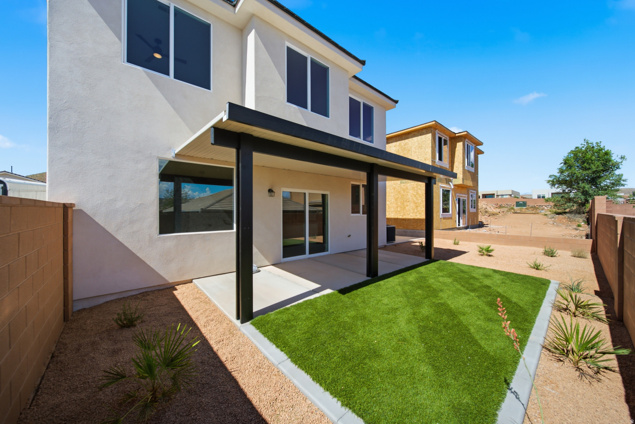 HURRICANE HOLLOW - Residential