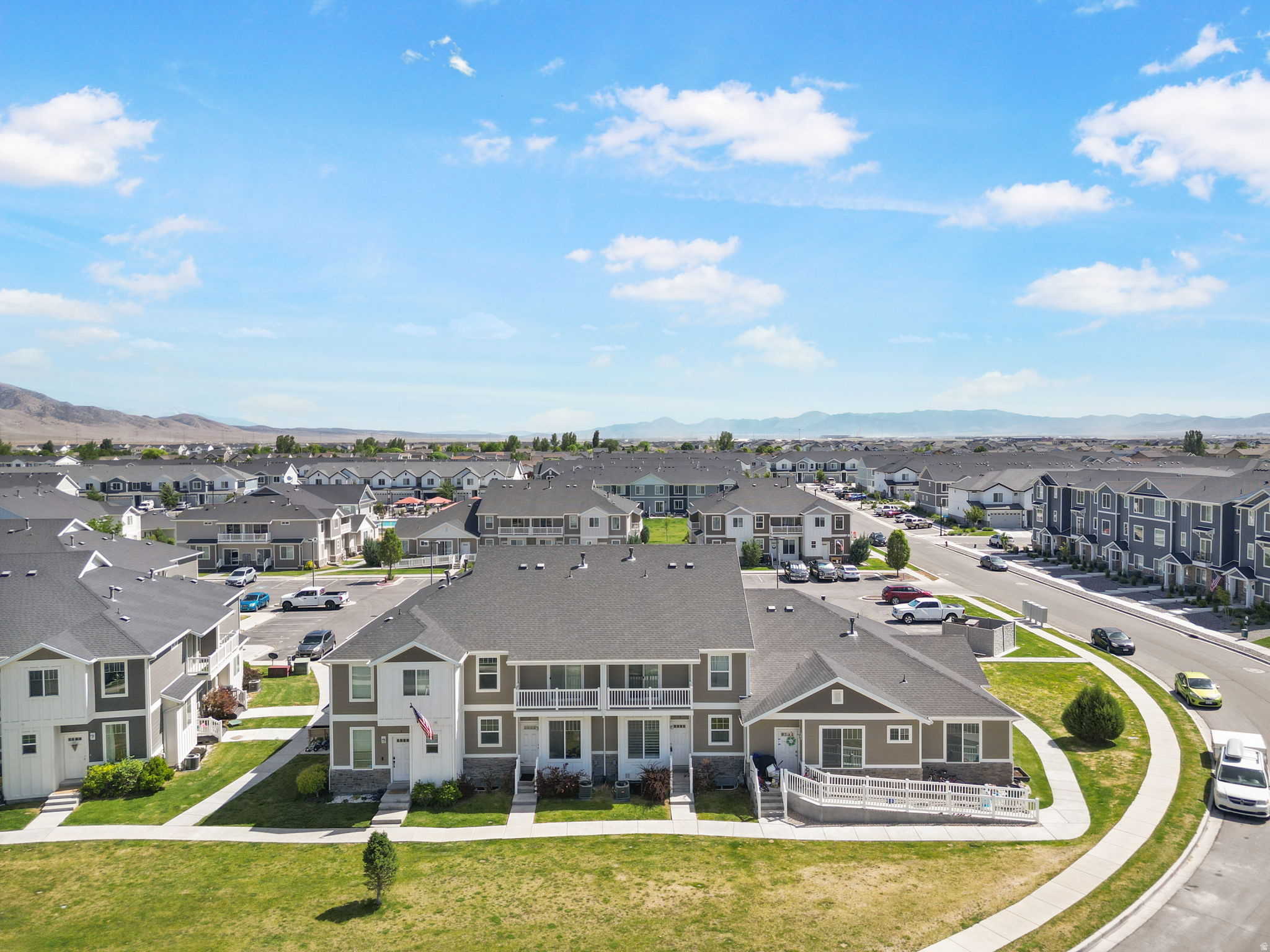 EAGLE POINT - Residential