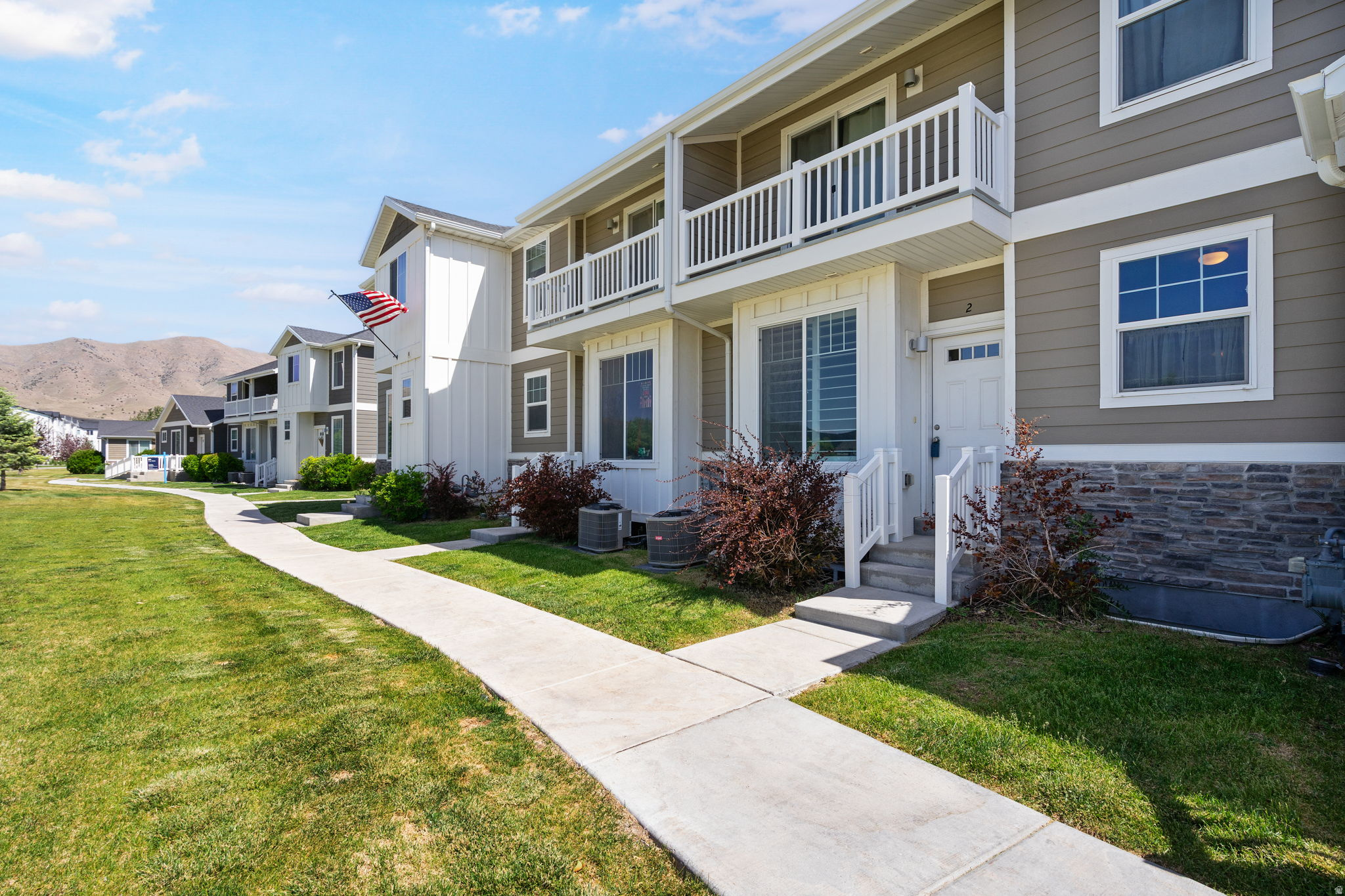 EAGLE POINT - Residential