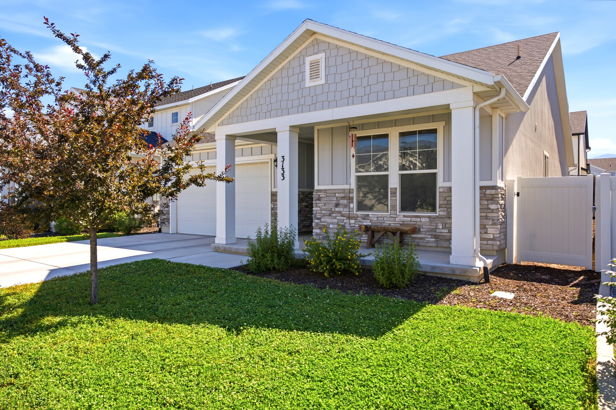 EDGEWATER PARK - Residential