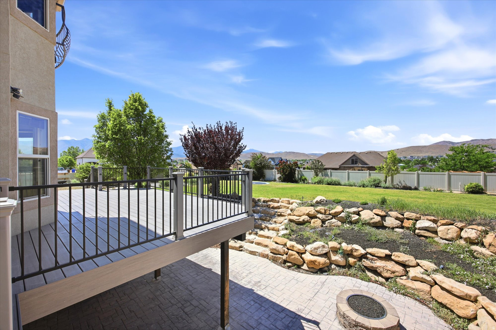 WESTVIEW HEIGHTS - Residential