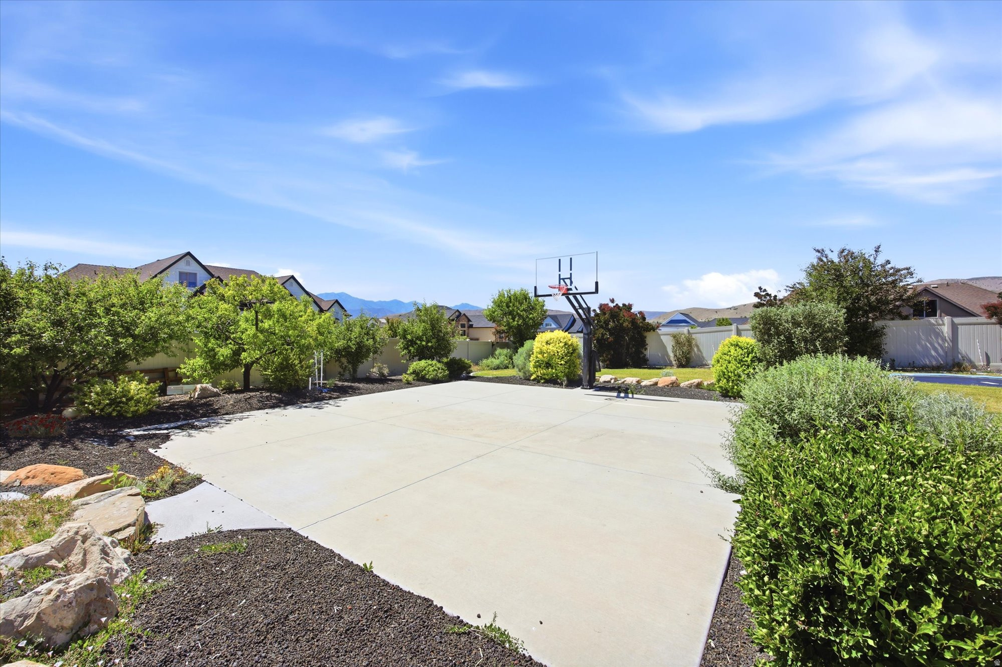 WESTVIEW HEIGHTS - Residential