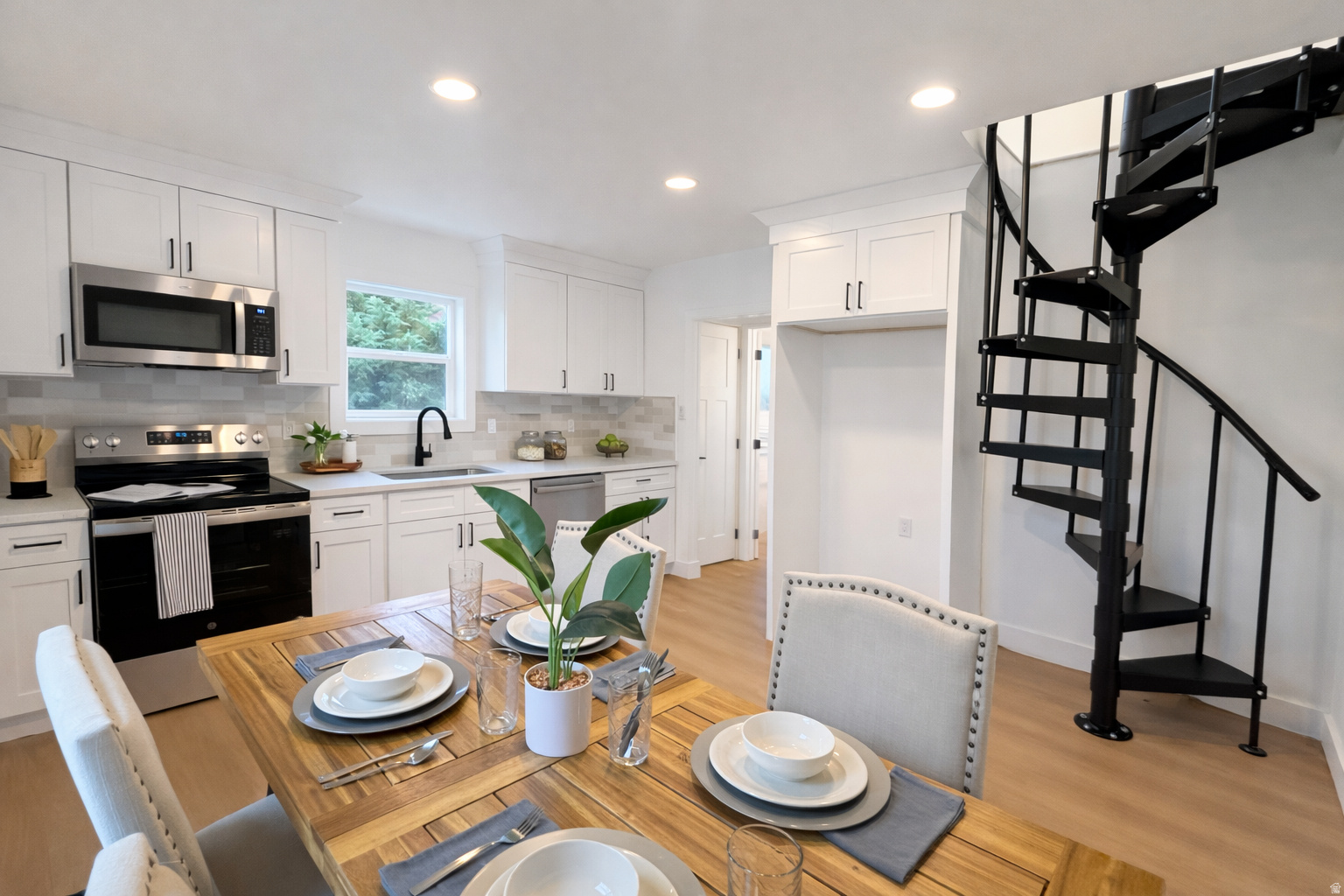 DIXON - Residential