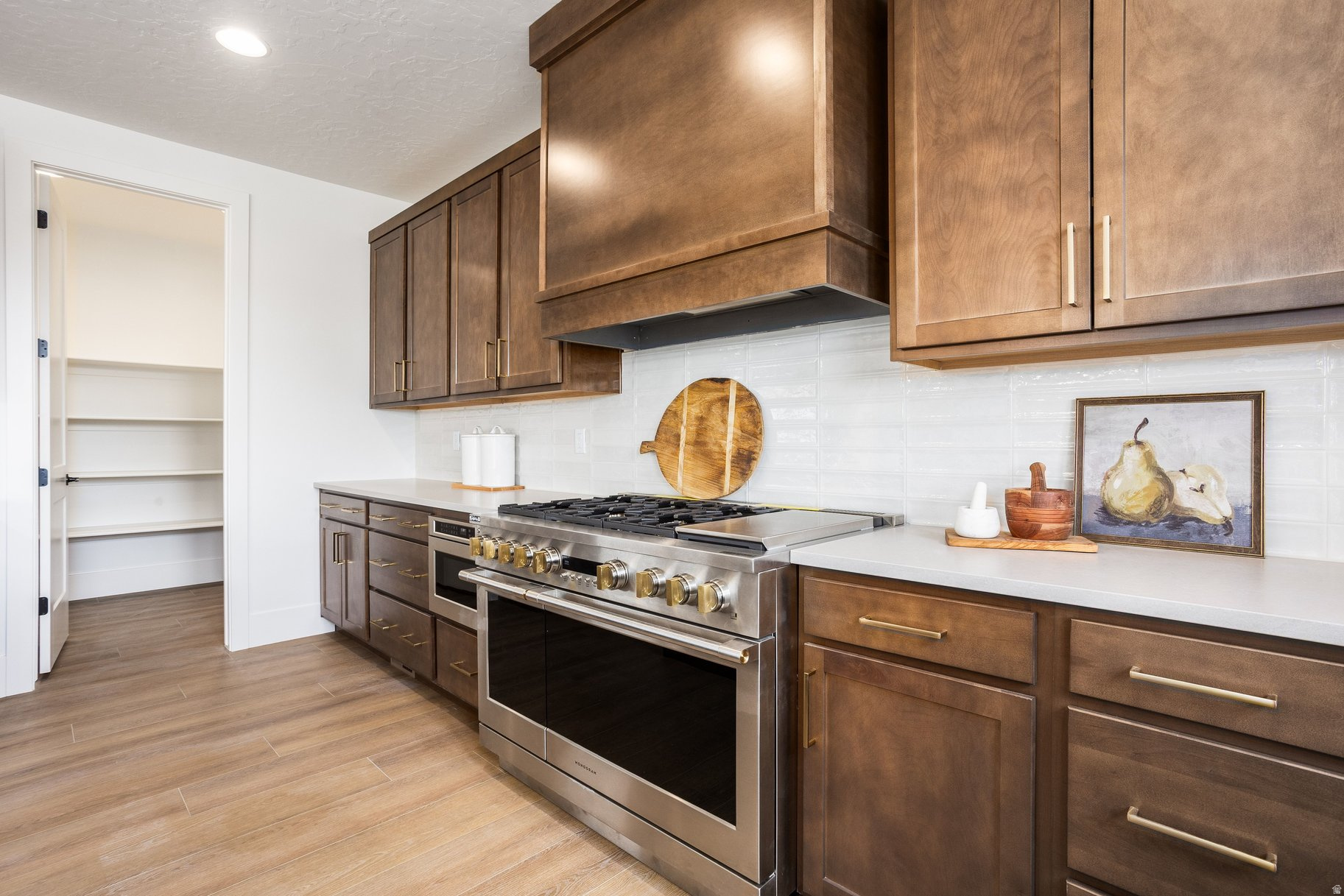 FRONTIER ACRES - Residential