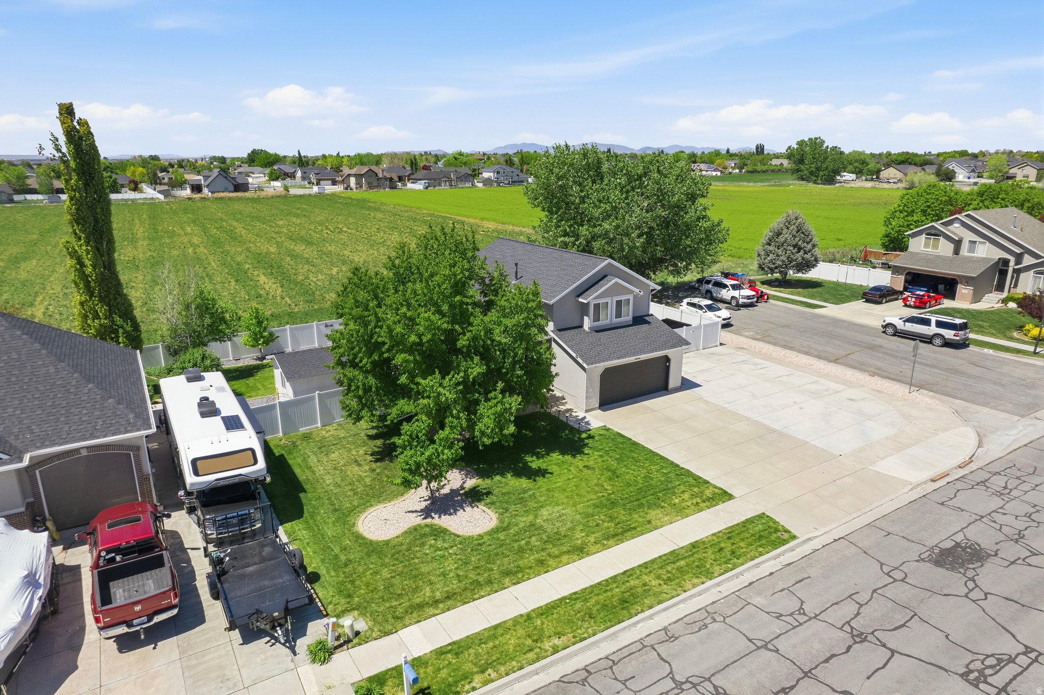 SUNSET FARMS ESTATE - Residential