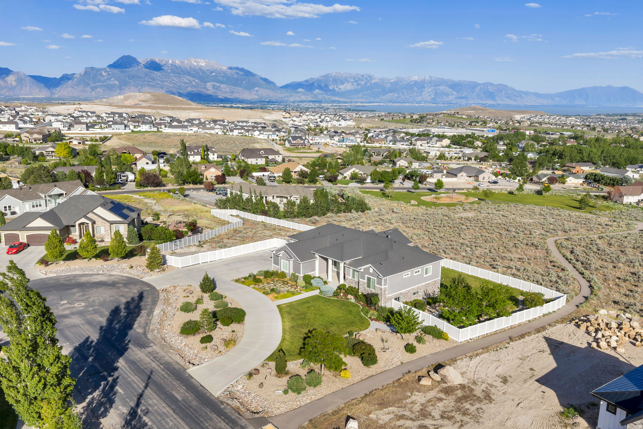 MEADOW RANCH - Residential