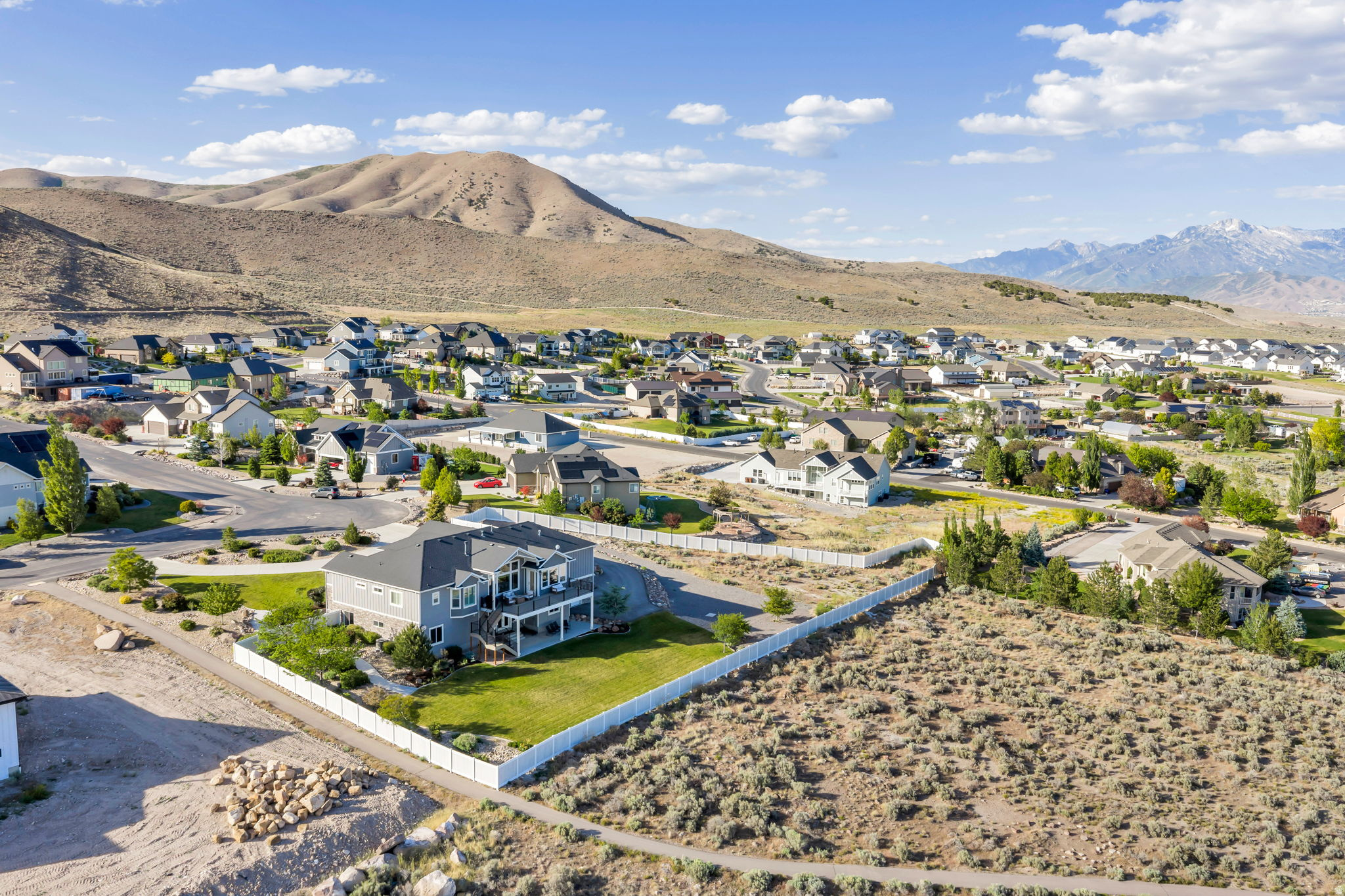 MEADOW RANCH - Residential