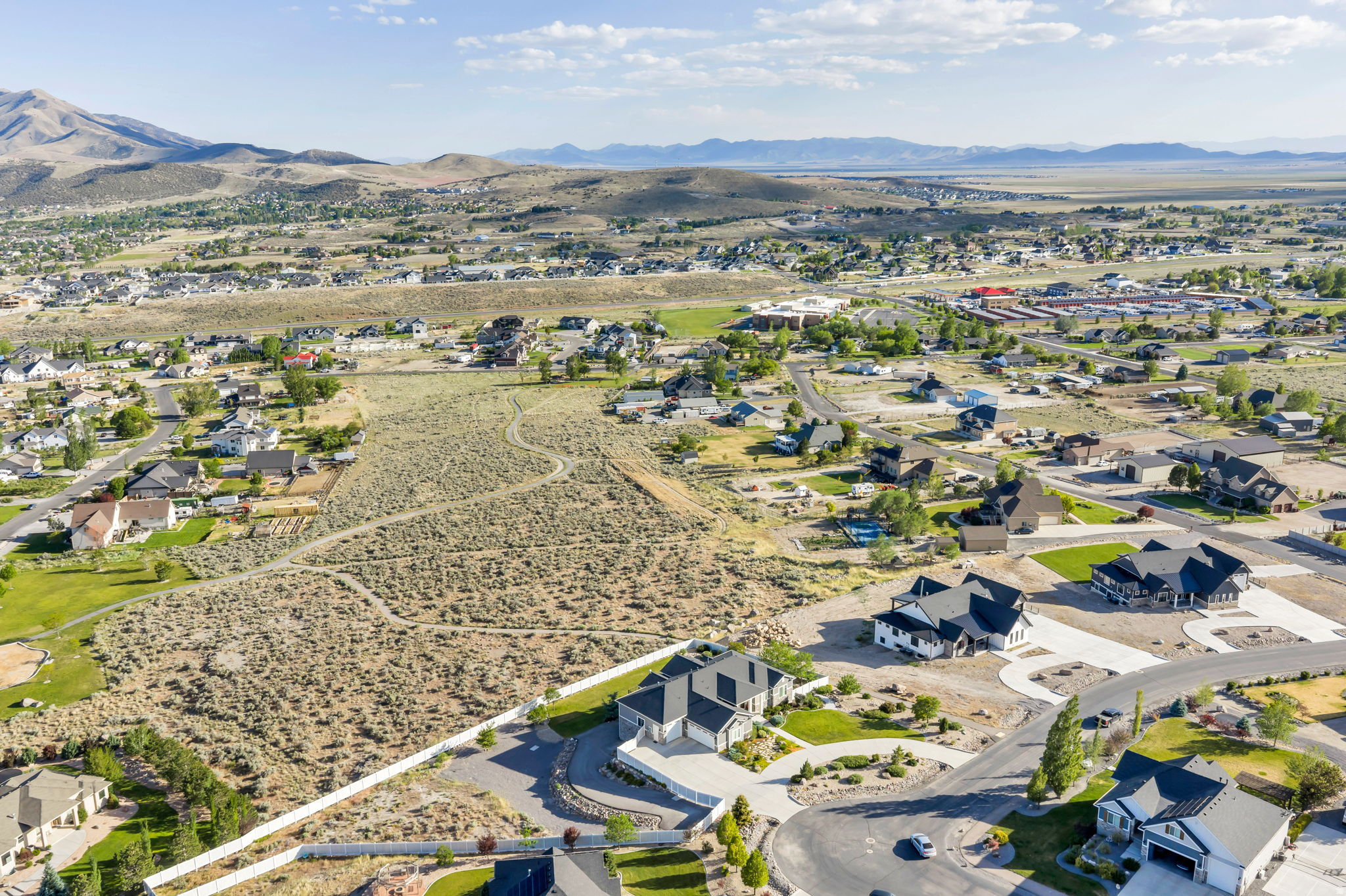 MEADOW RANCH - Residential