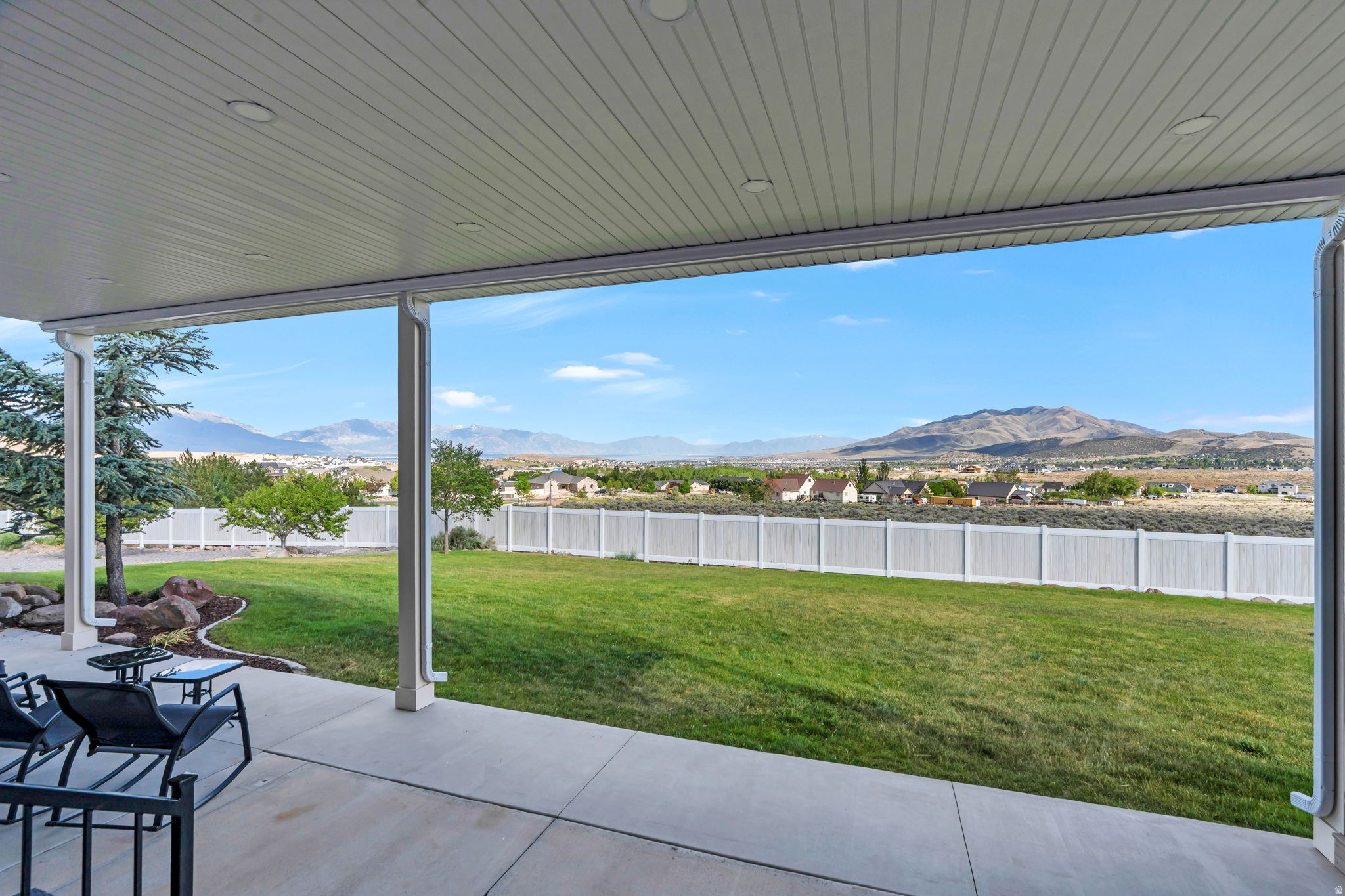 MEADOW RANCH - Residential