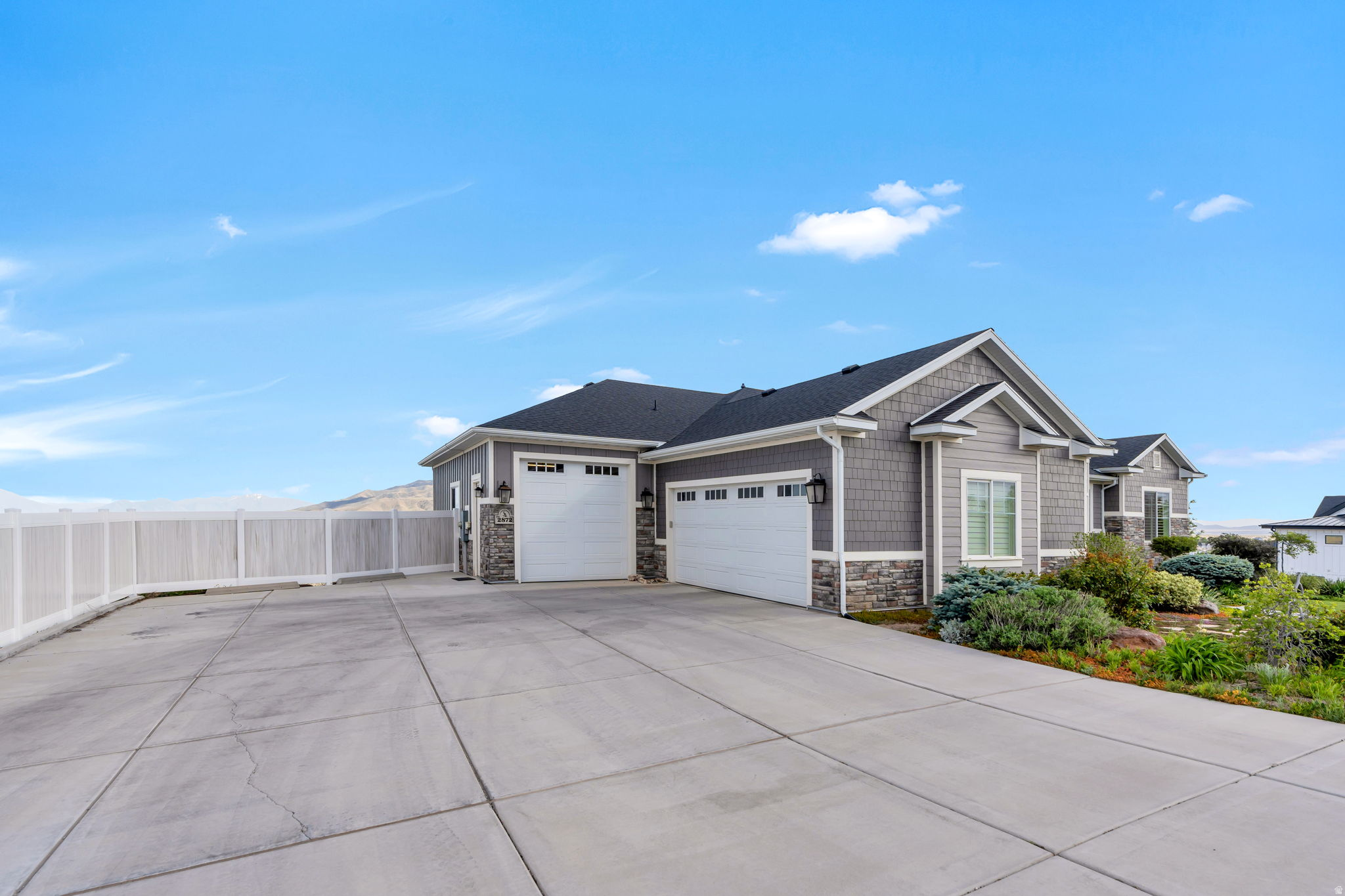 MEADOW RANCH - Residential