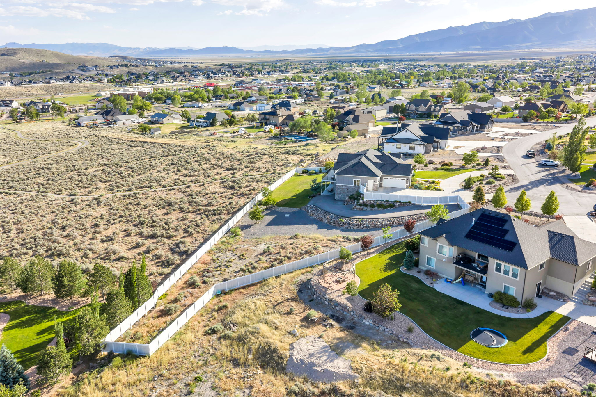 MEADOW RANCH - Residential