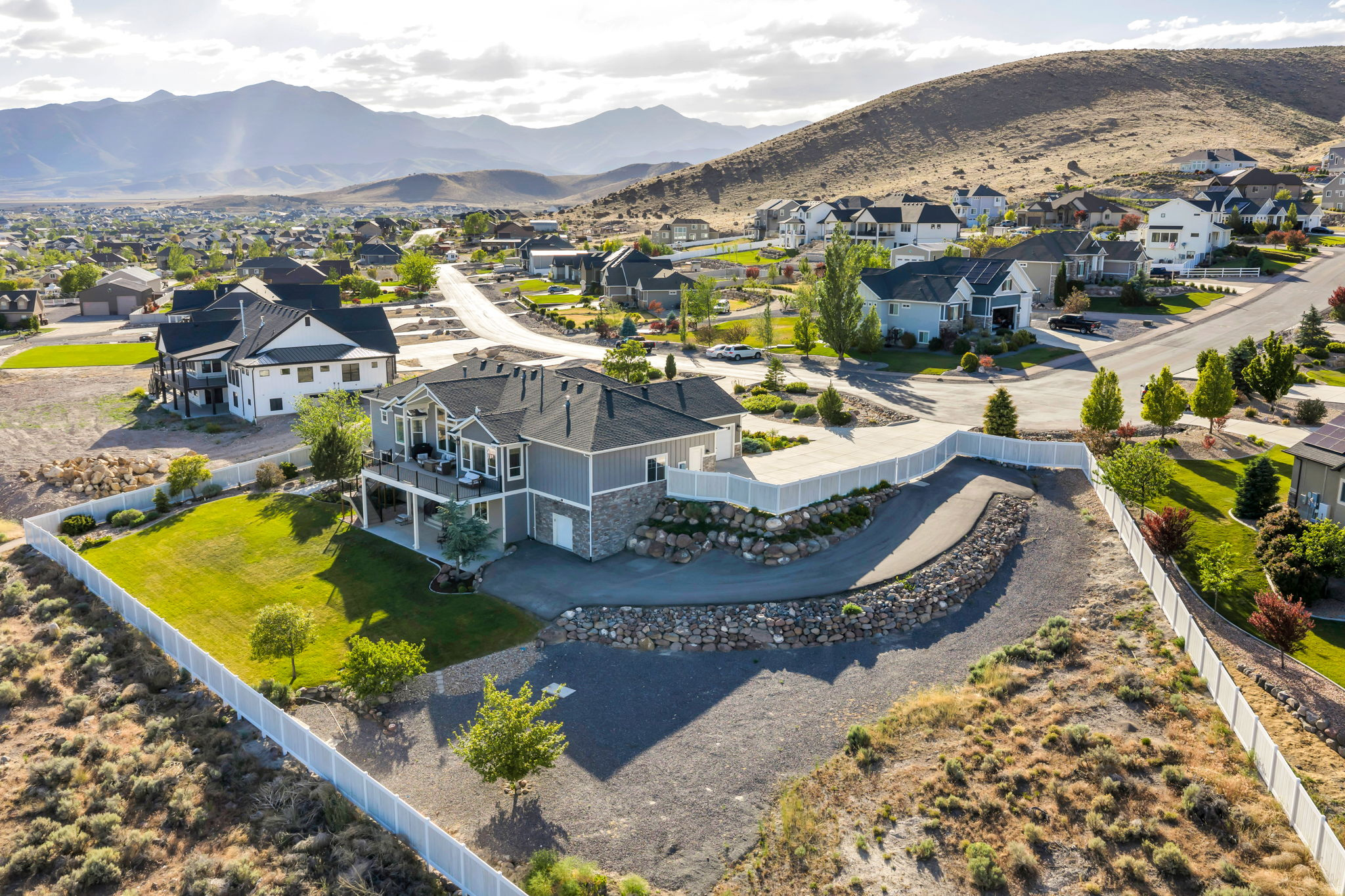 MEADOW RANCH - Residential