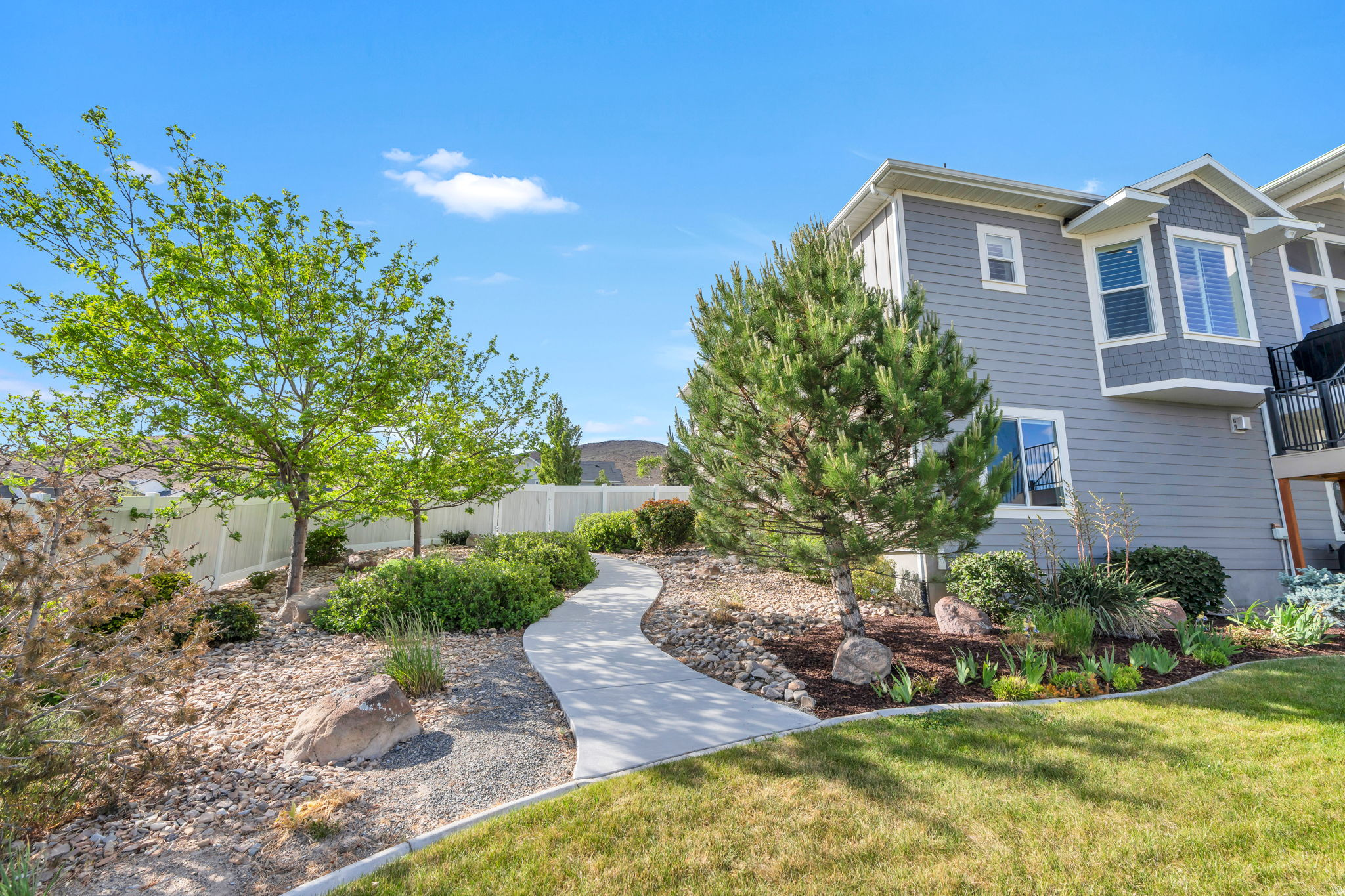 MEADOW RANCH - Residential