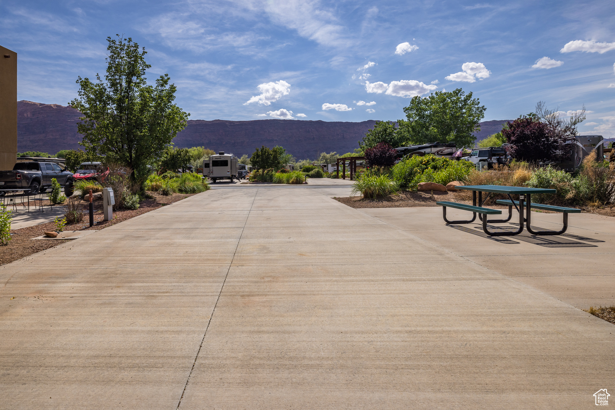 PORTAL RV RESORT - Land